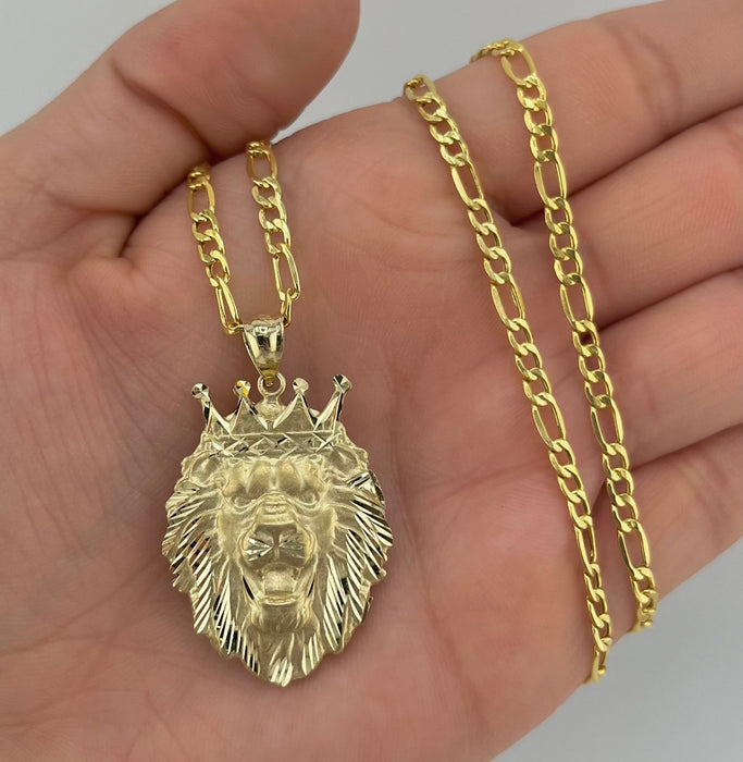 14k Gold Lion Chain Set . P43-16