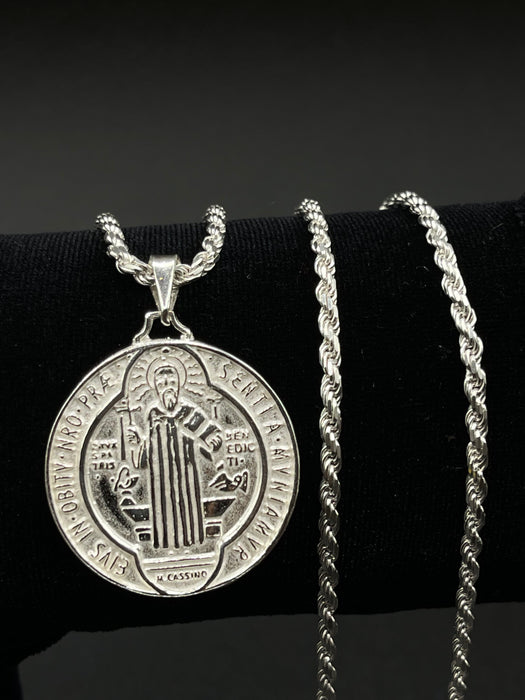 Silver .925 medium San Benito  pendant or chain set!