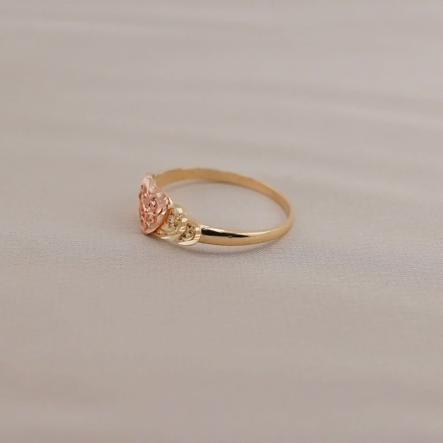 14k Gold Heart Ring
