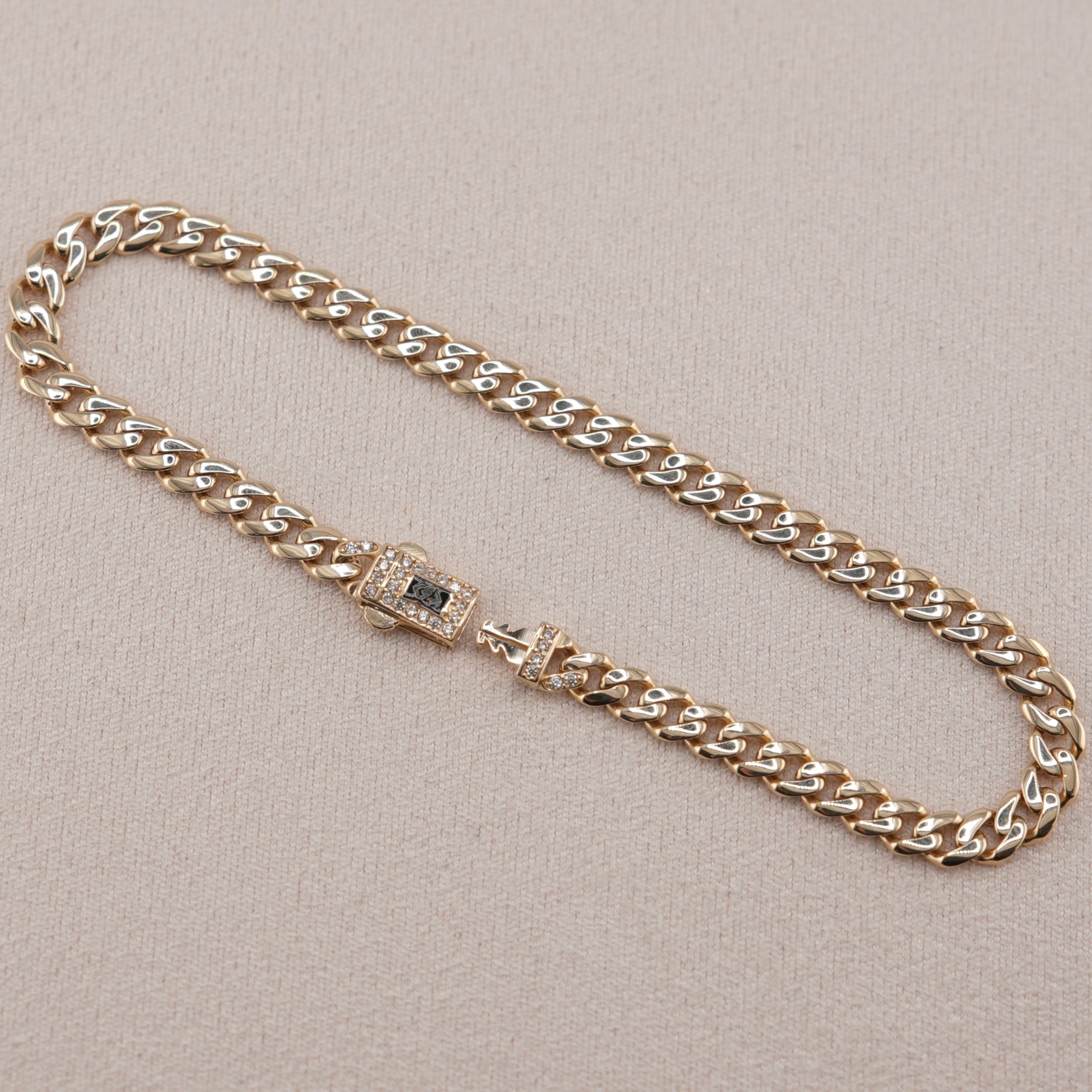 14k Gold Hollow Cuban Bracelet 4.5mm