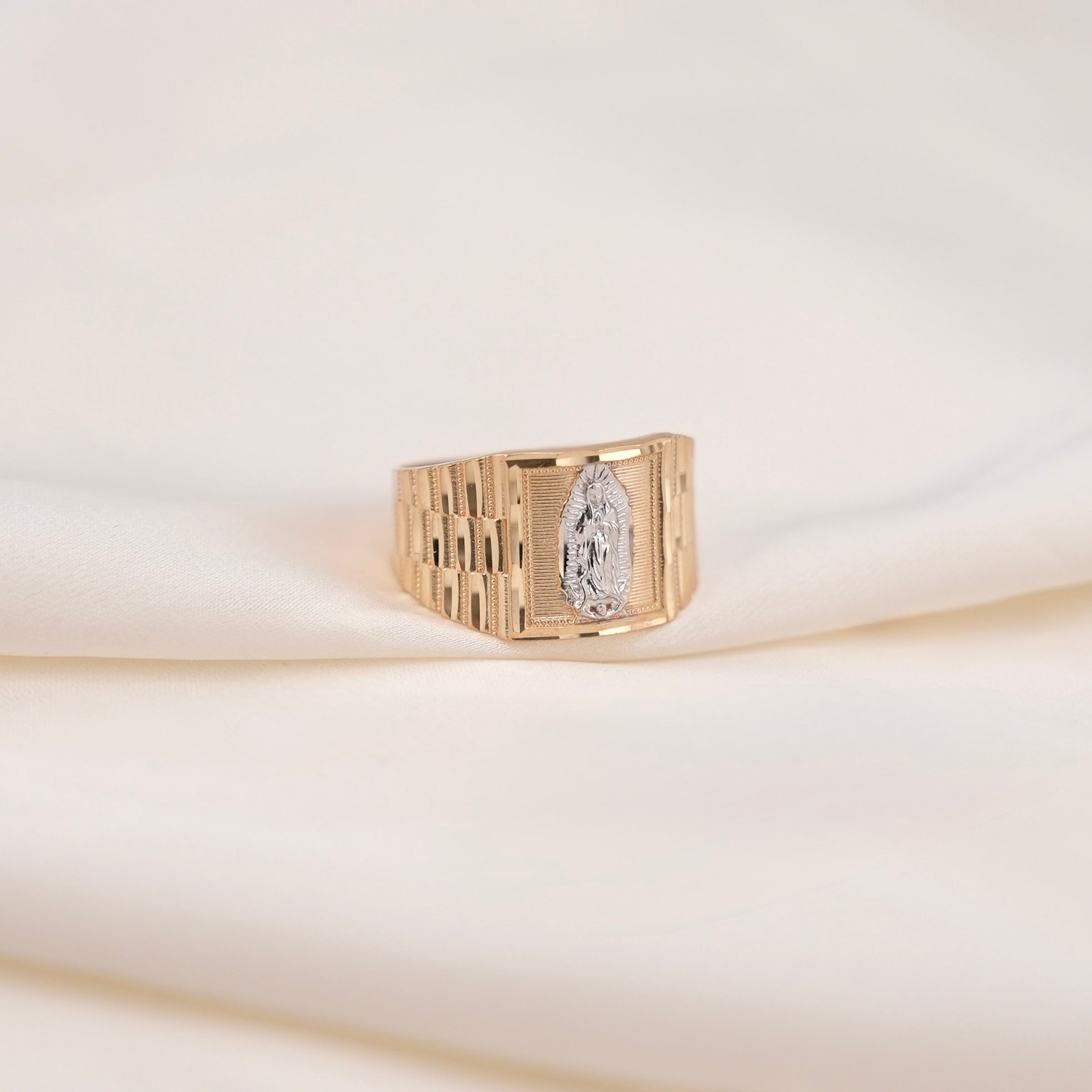 14k Gold Virgencita Ring