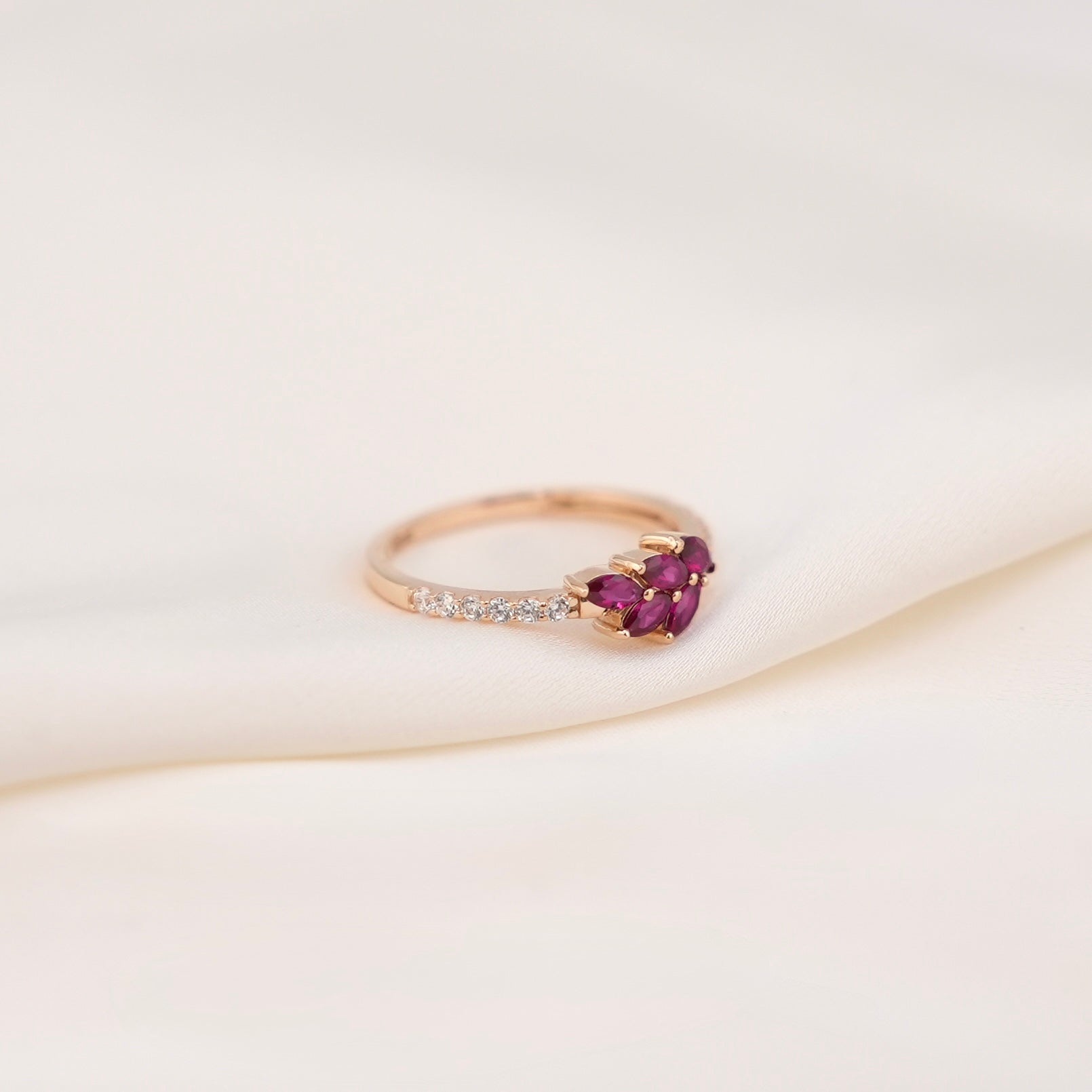 14k Gold Fancy Leaf Ring