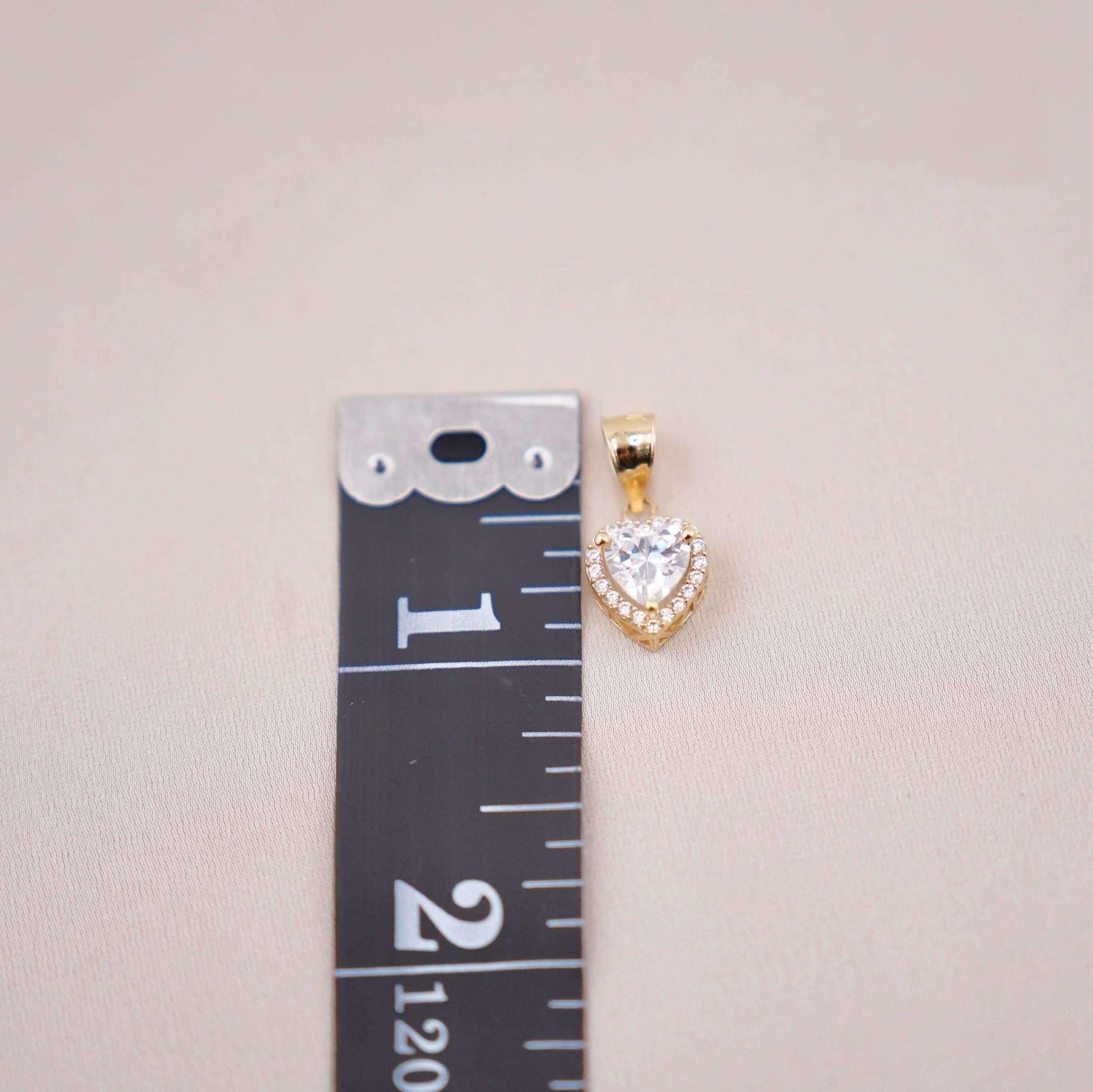 14k Gold Heart Chain Set
