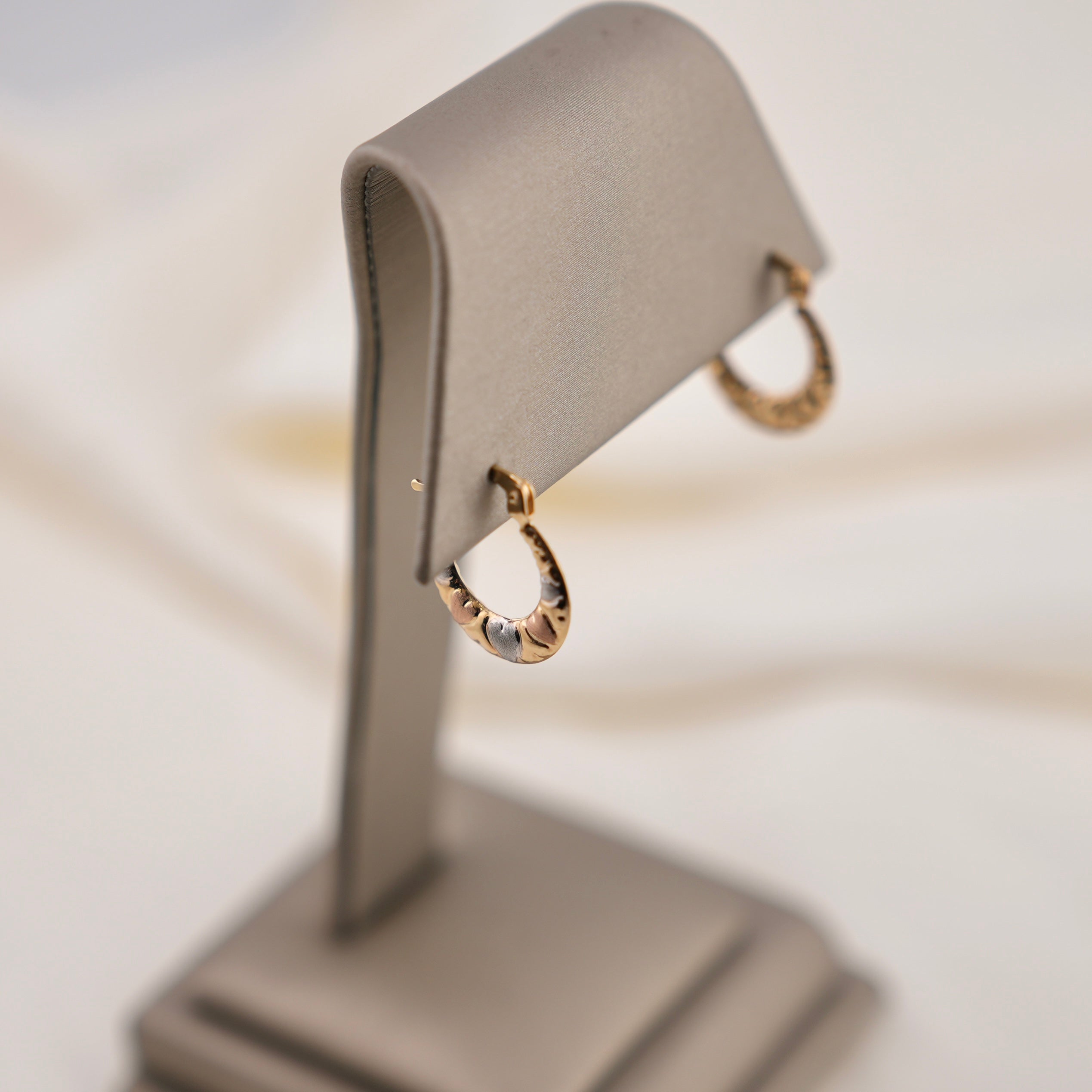 14k Gold Hollow Double Sided Small Heart Hoop Earrings