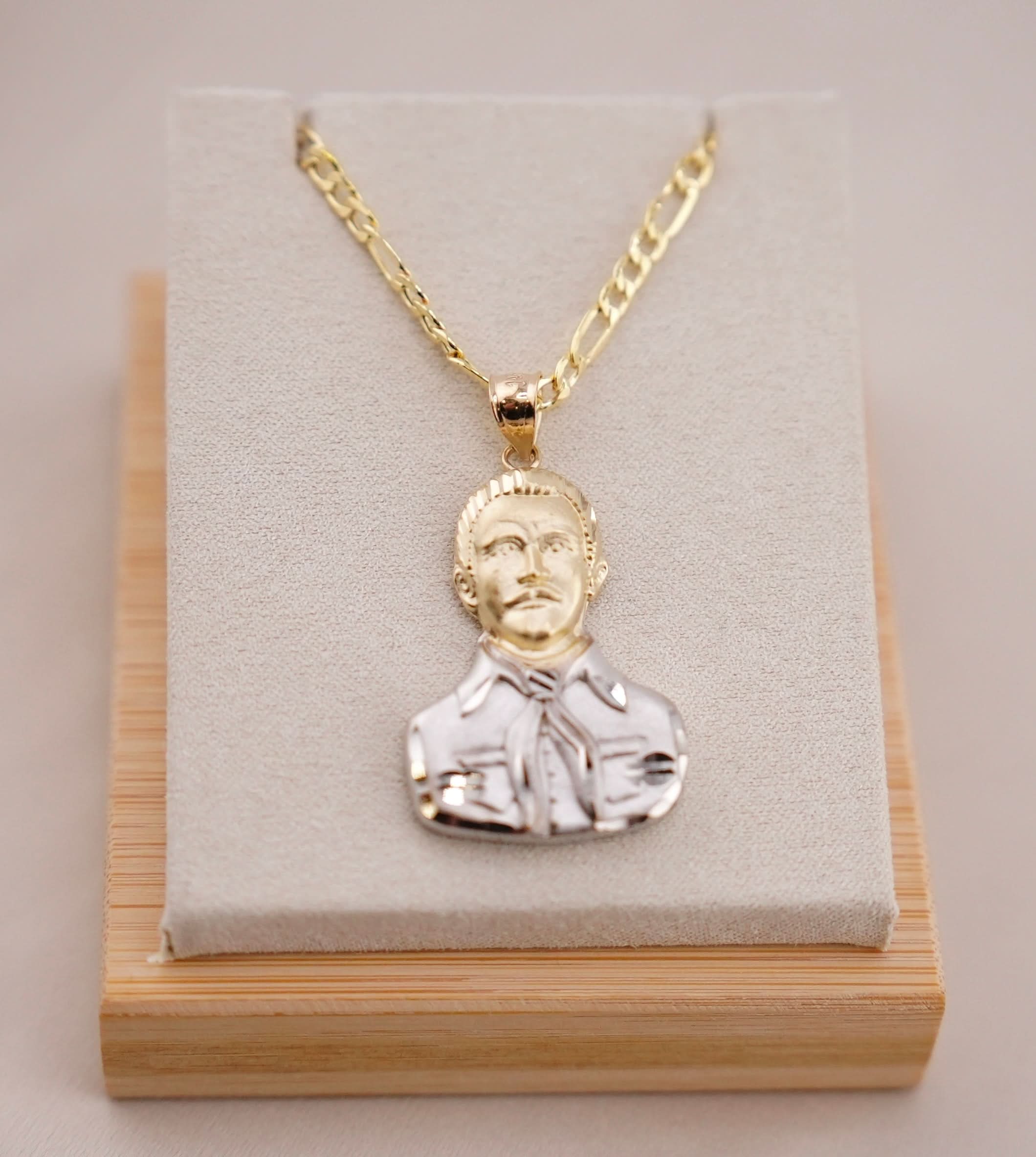 14k Gold Malverde Chain Set