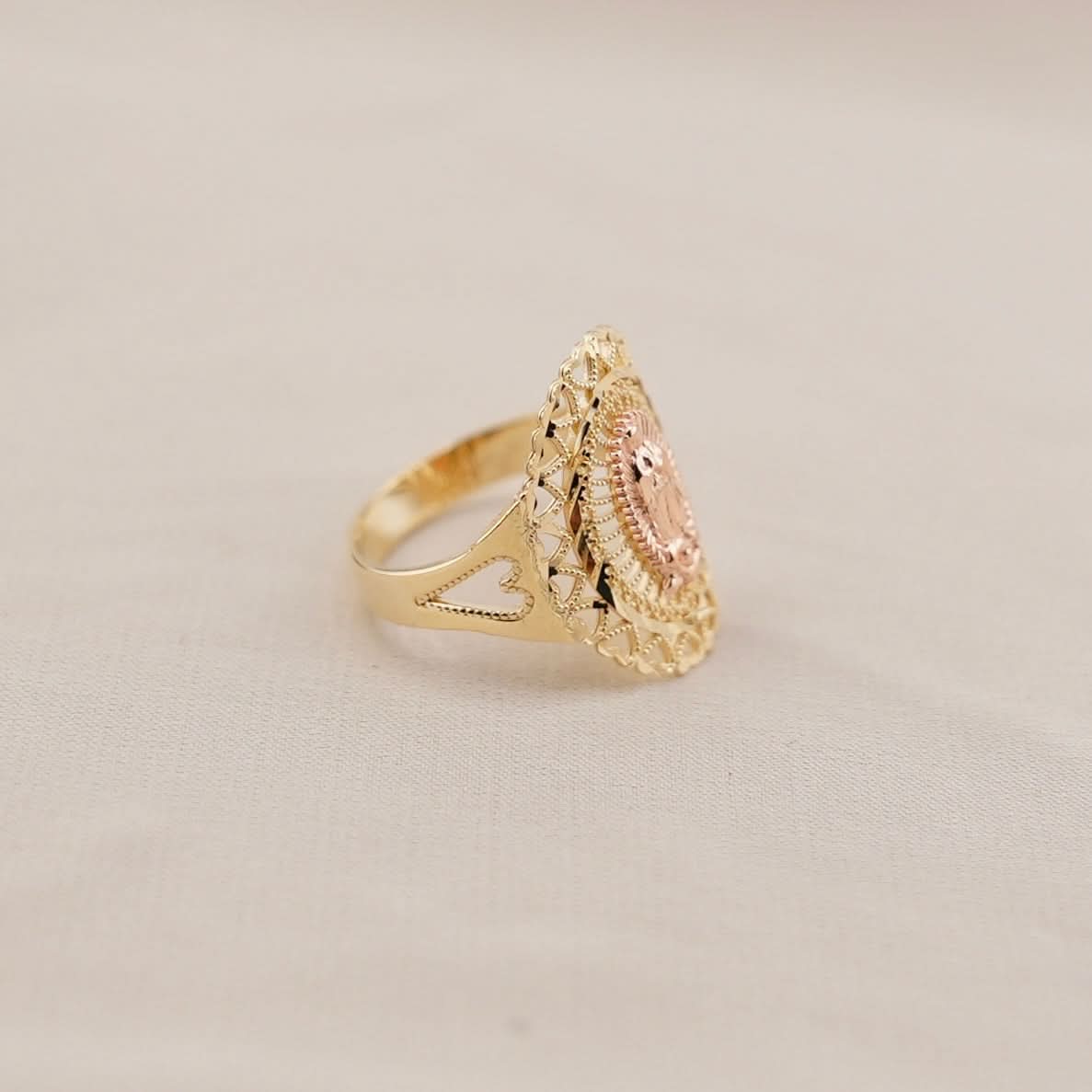 14k Gold Virgencita Ring
