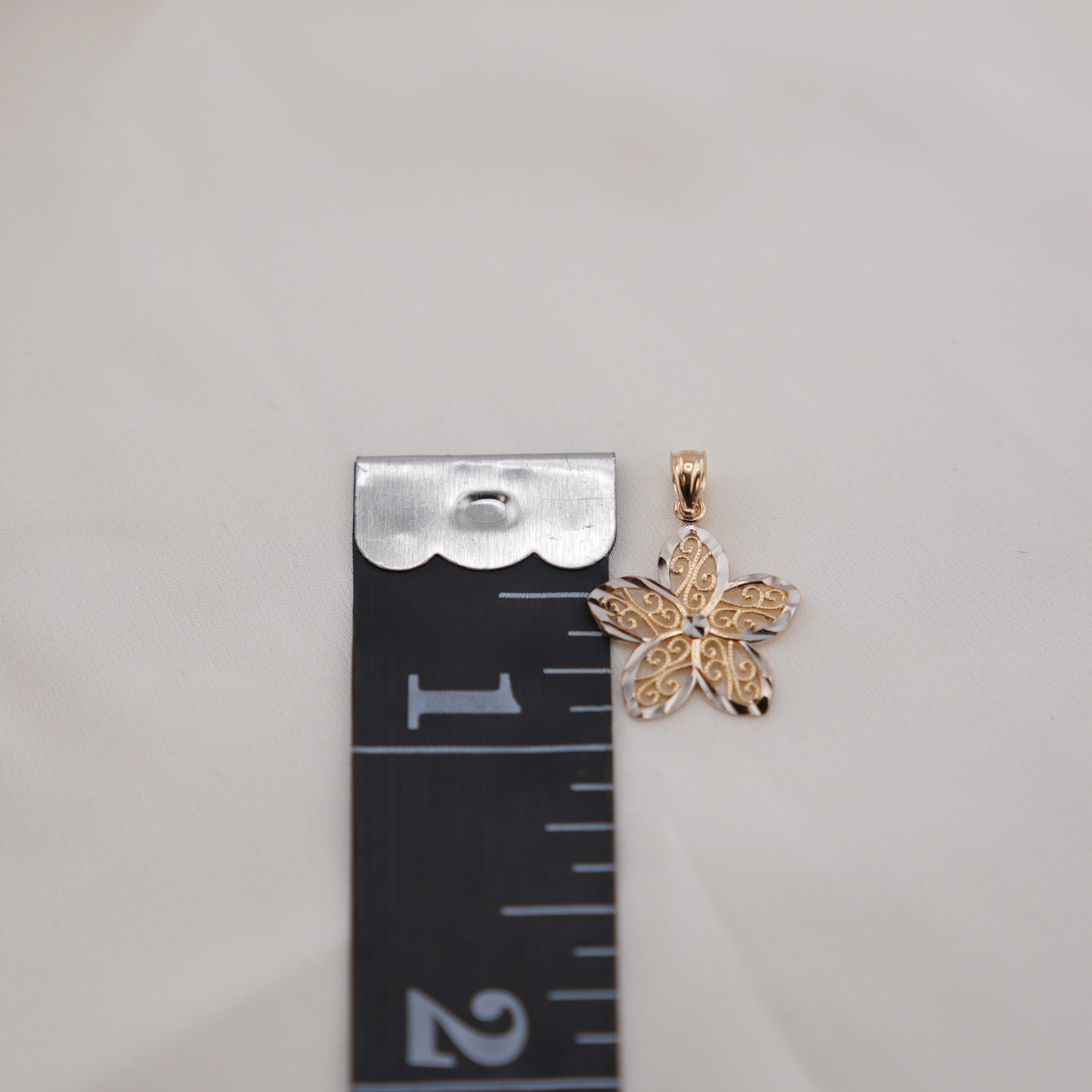 14k Gold Flower Chain Set