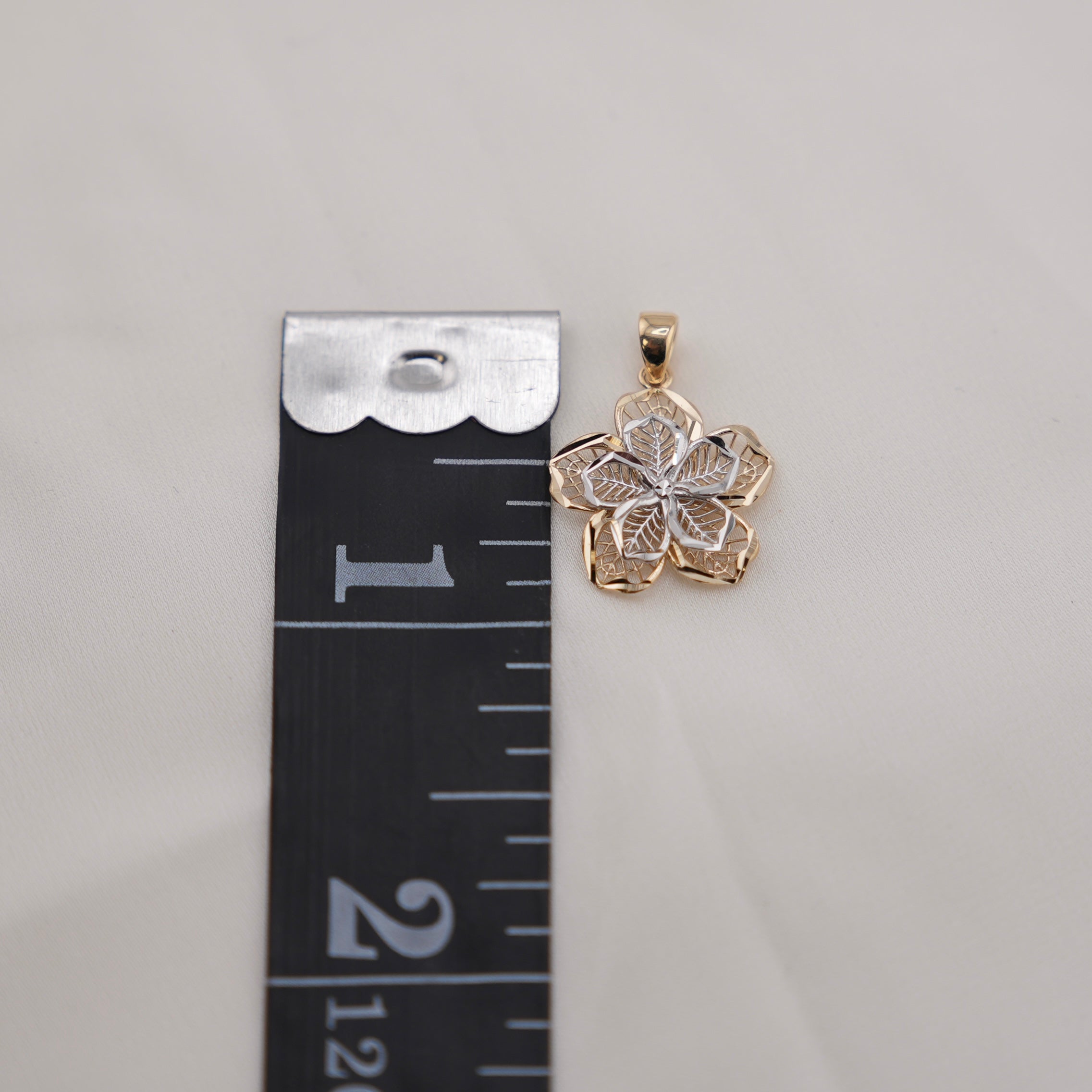 14k Gold Flower Chain Set