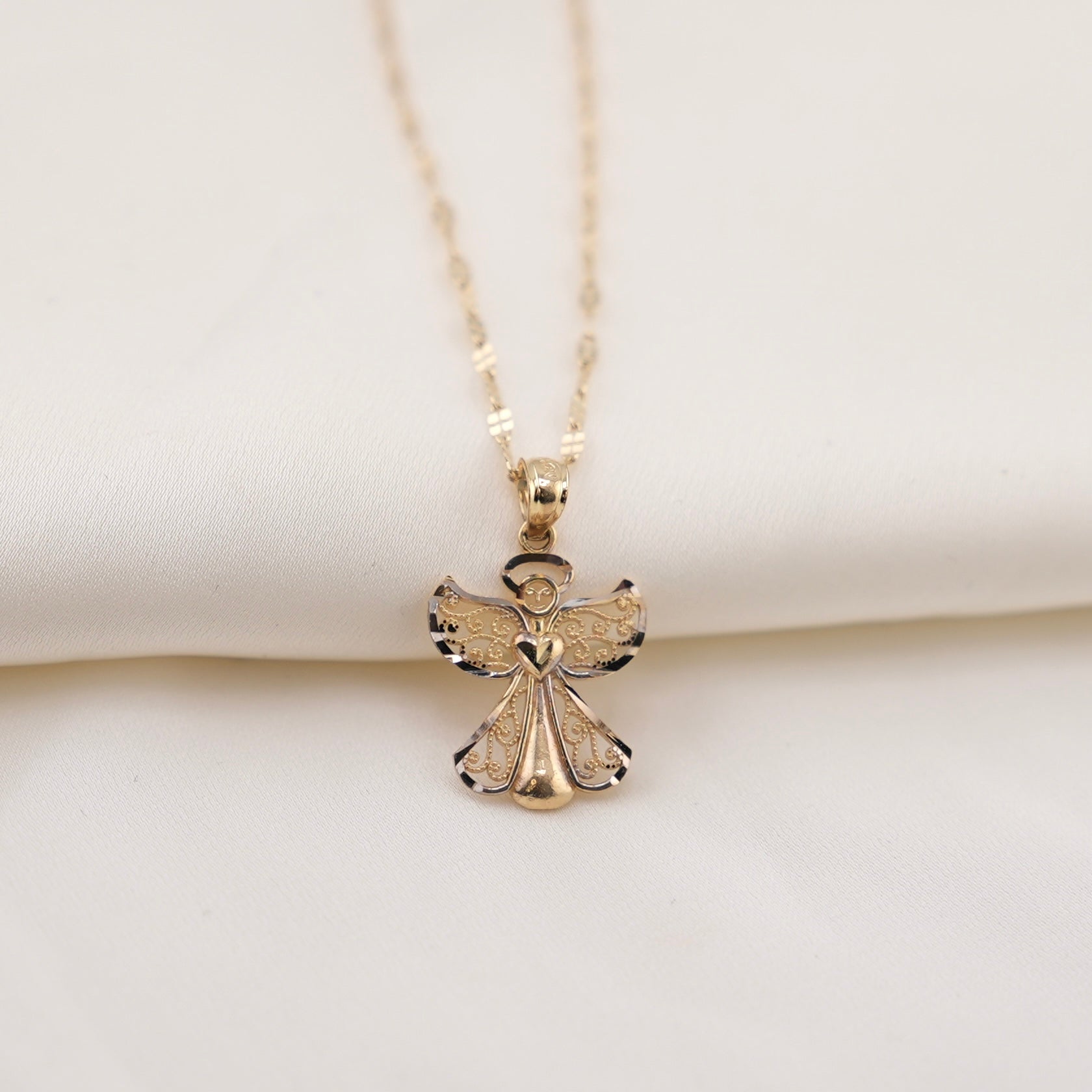 Ban Chain 14k Gold Angel Chain Set