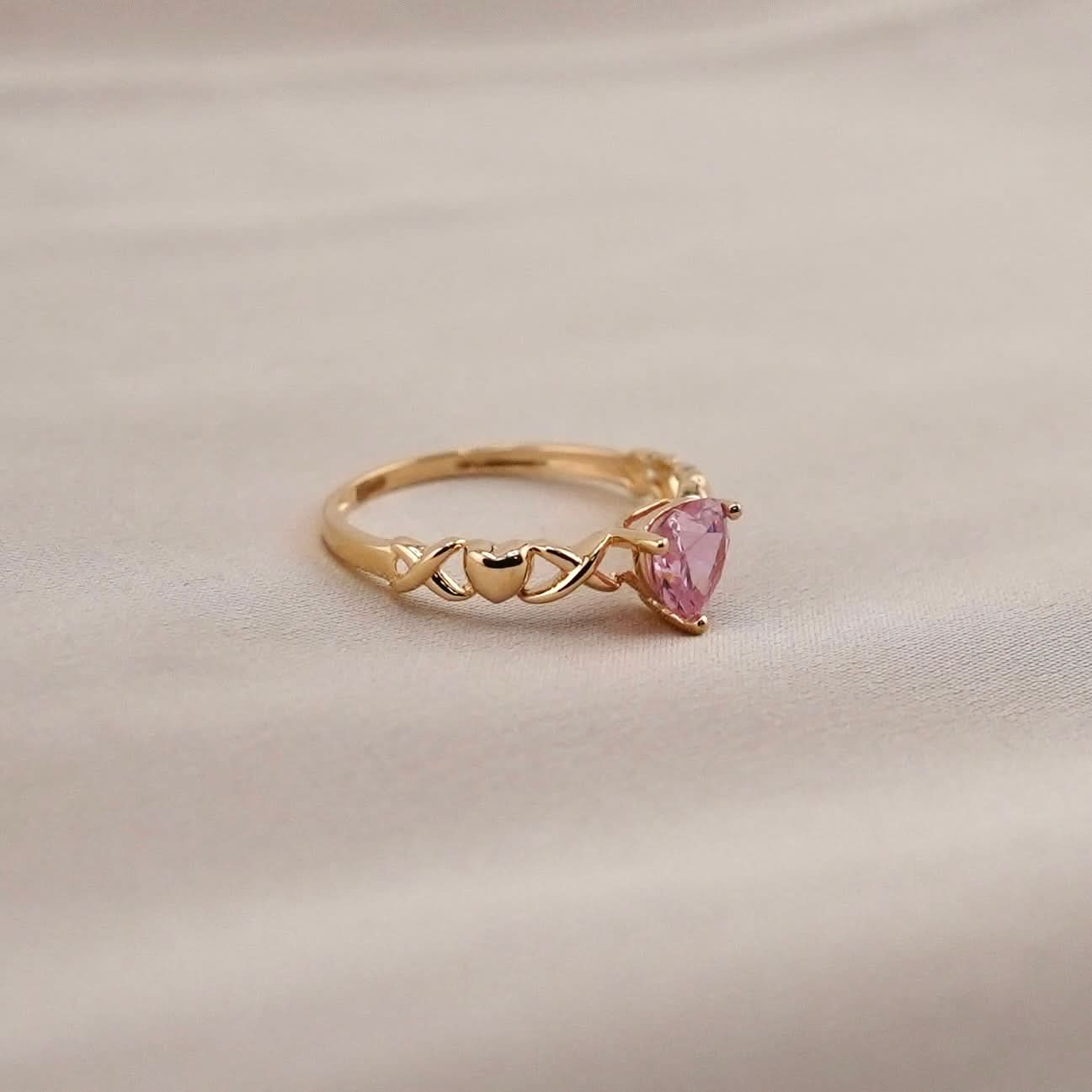 14k Gold Heart Ring