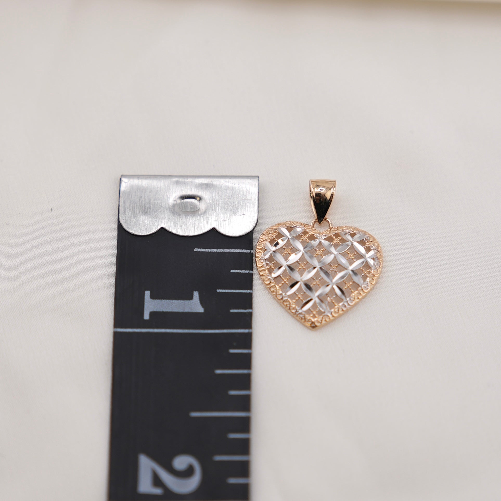 14k Gold Heart Chain Set