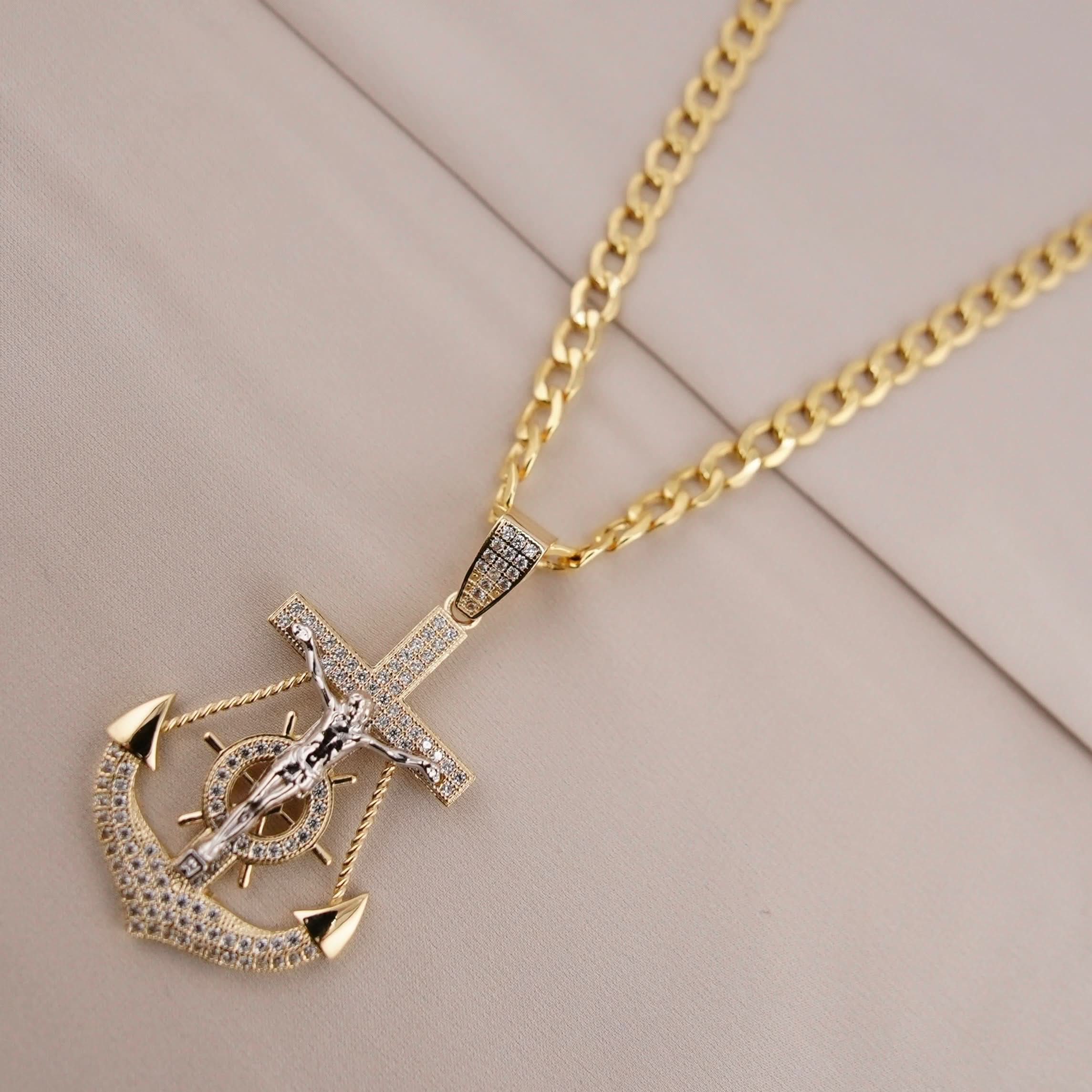 14k Gold Medium Anchor Chain Set