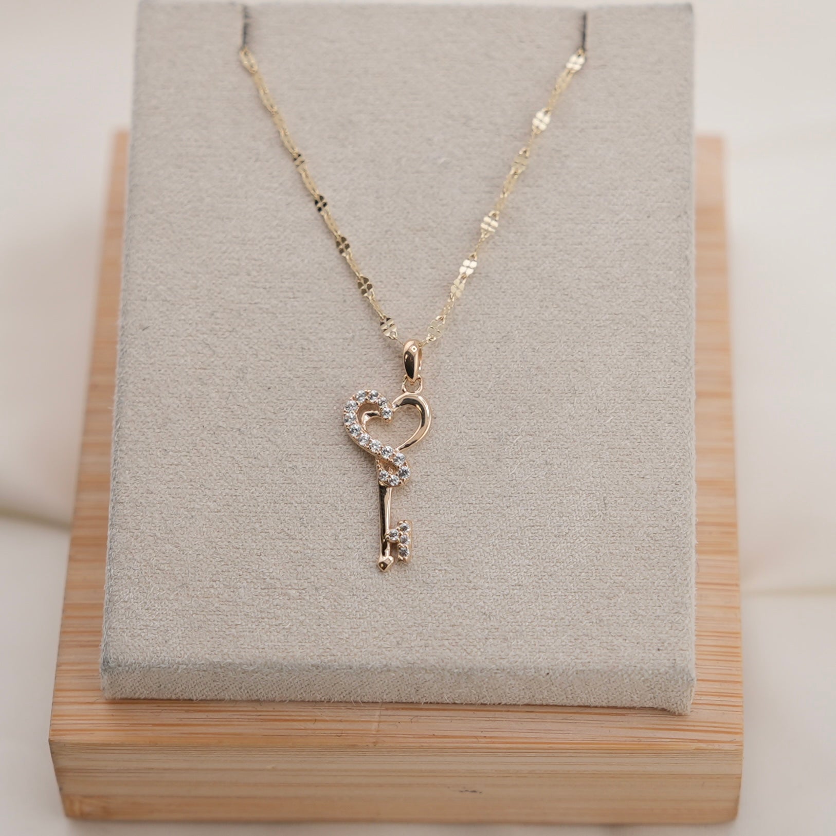 14k Gold Small Heart Key Chain Set