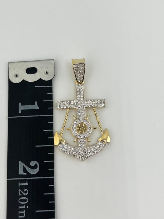 14k Gold Small Anchor P35-04