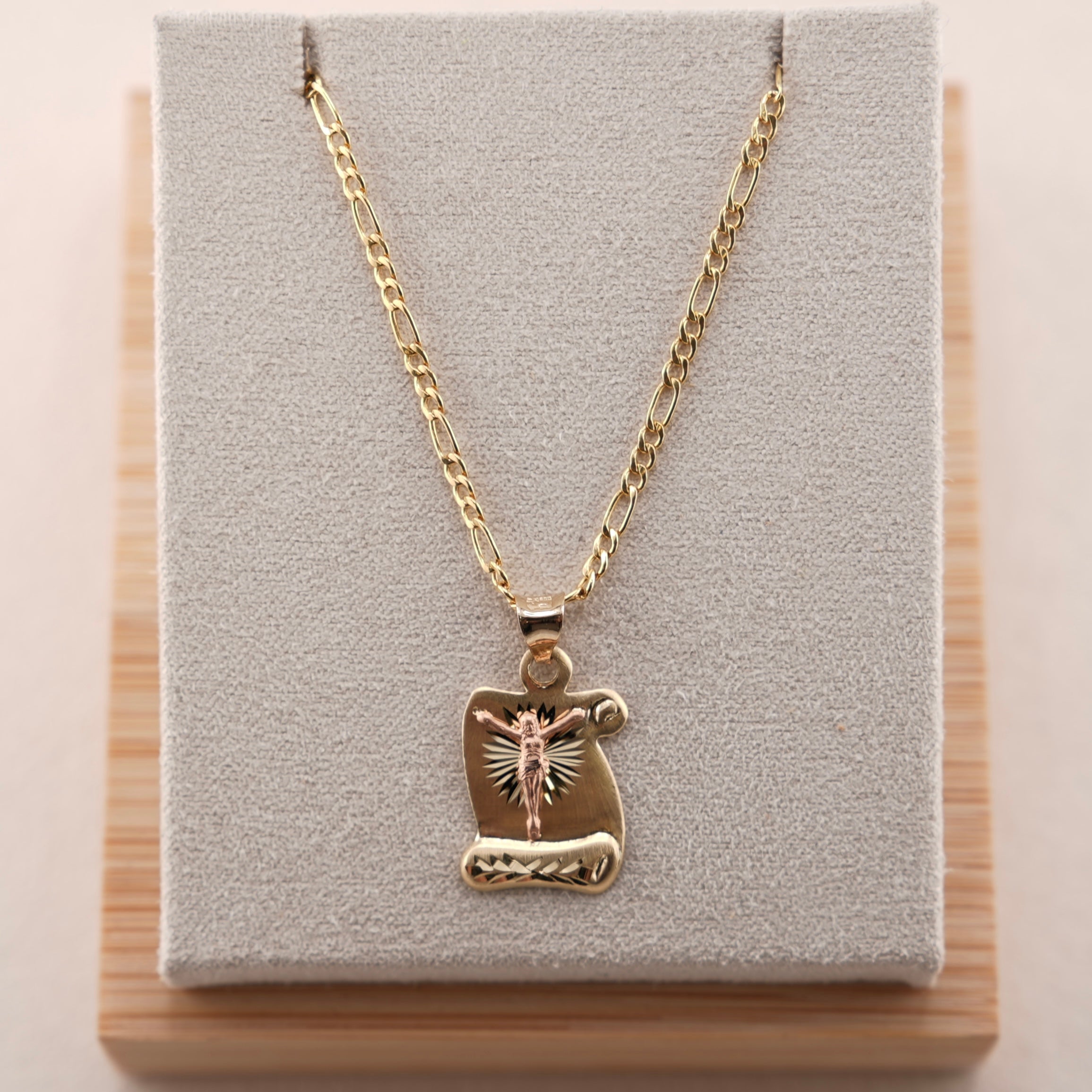 14k Gold Jesus Chain Set