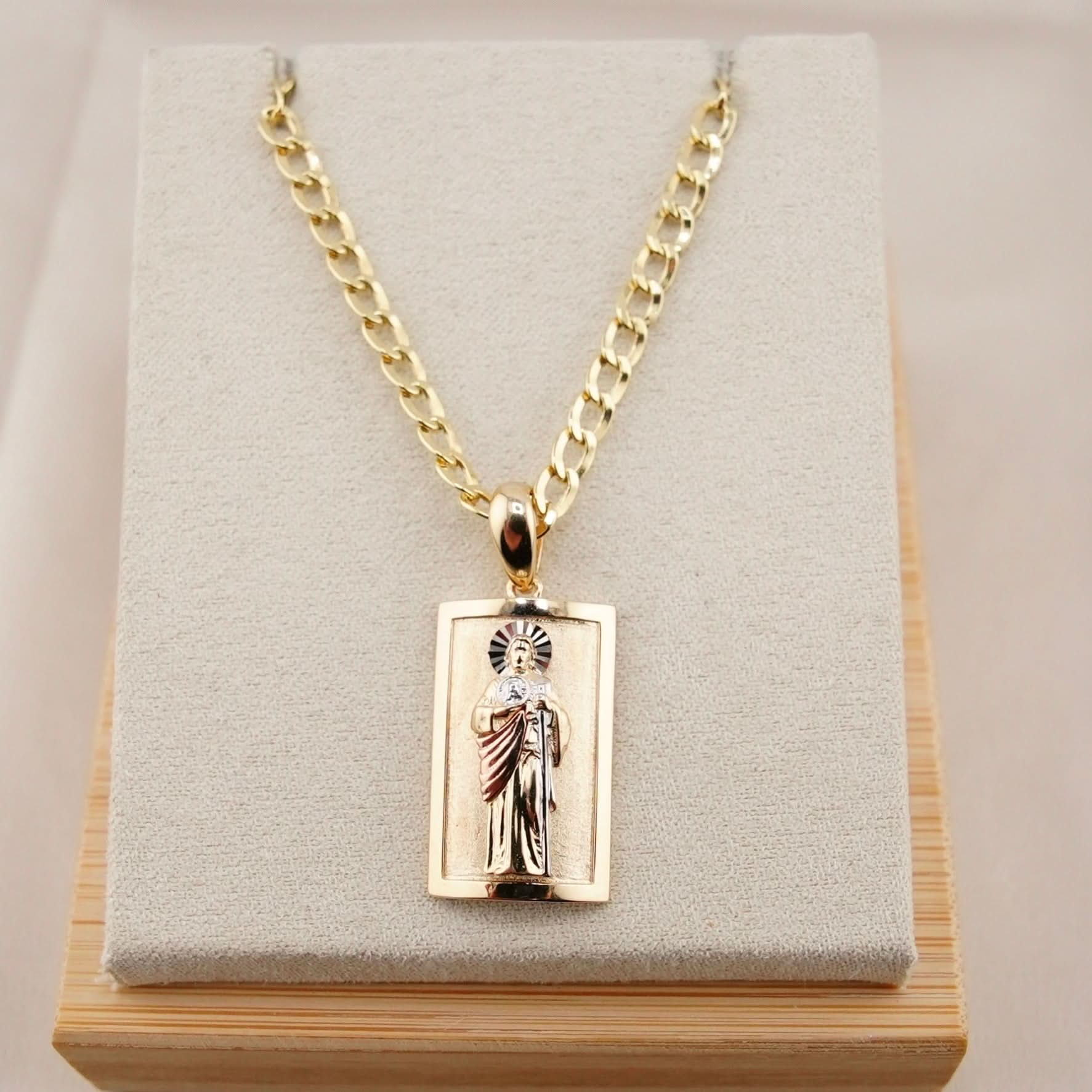 14k Gold San Judas Chain Set