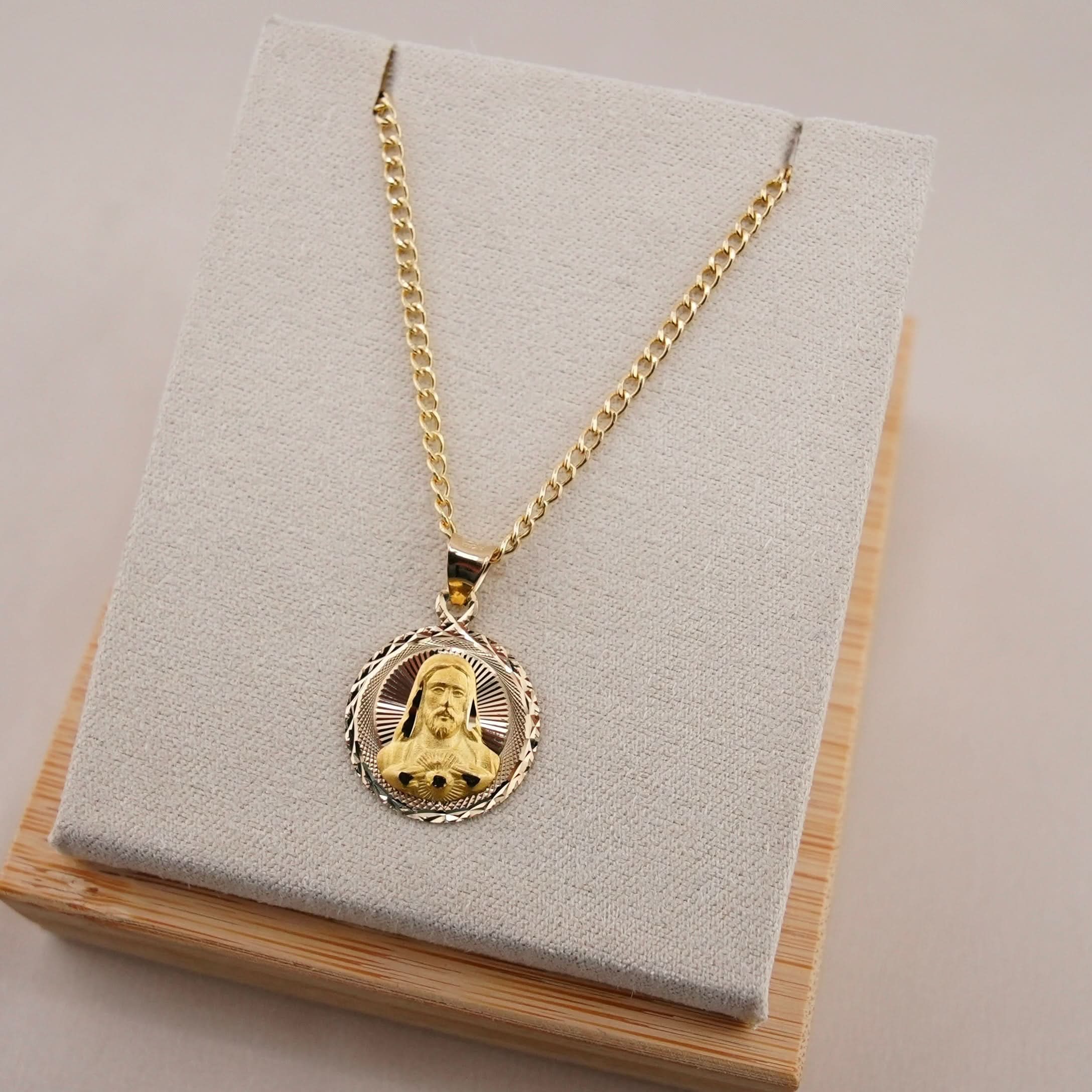 14k Gold Jesus Chain Set