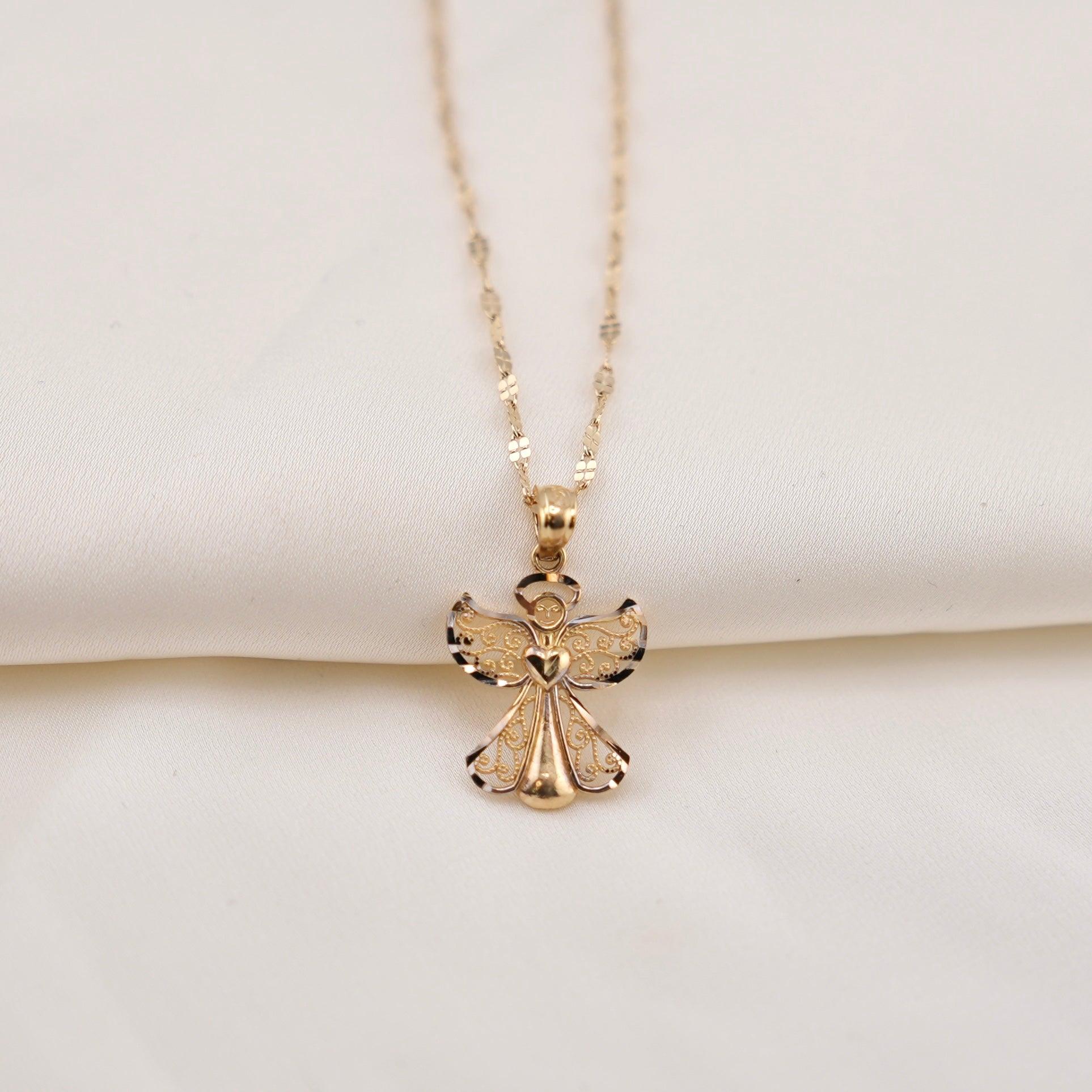 14k Gold Angel Chain Set