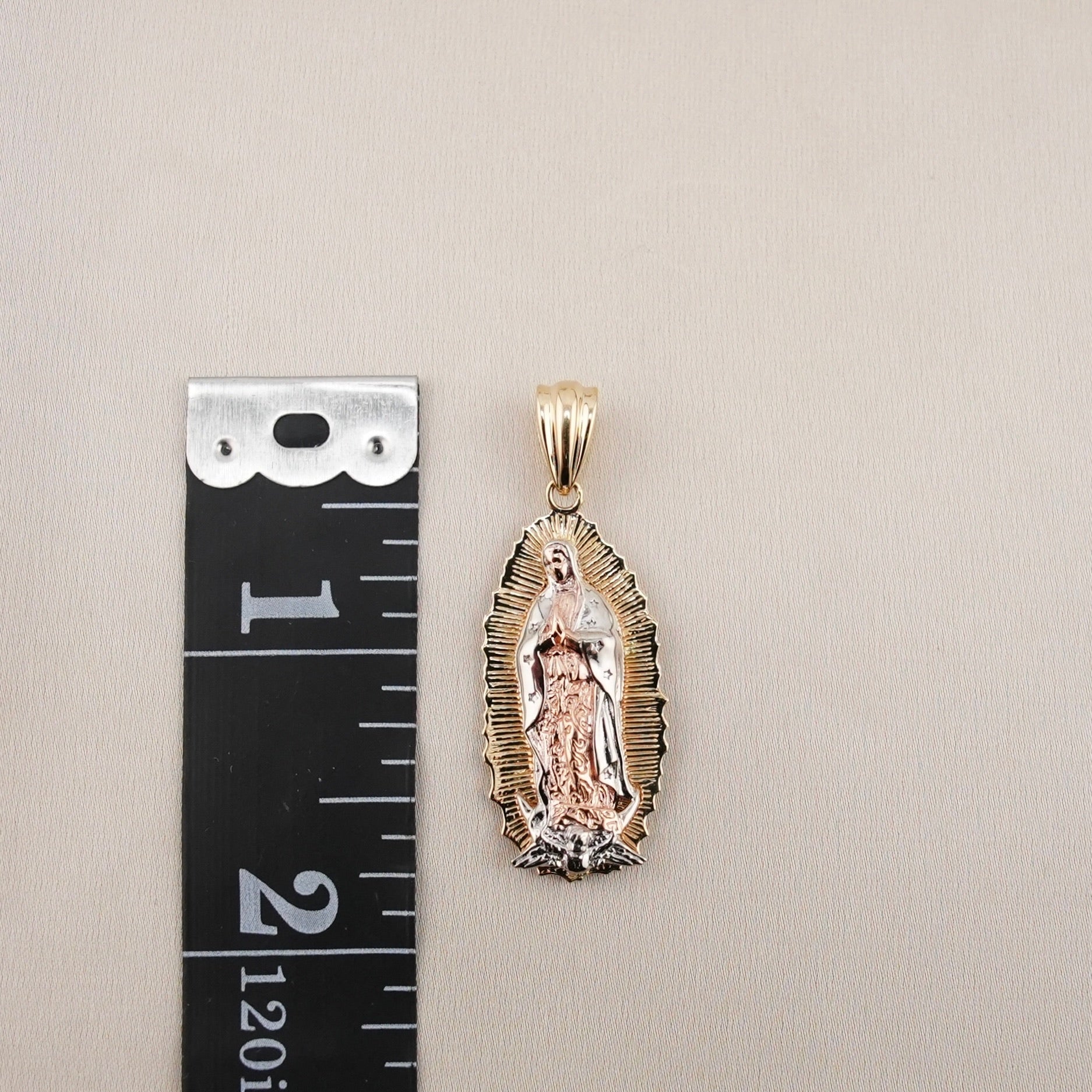 14k Gold Medium Virgencita Chain Set