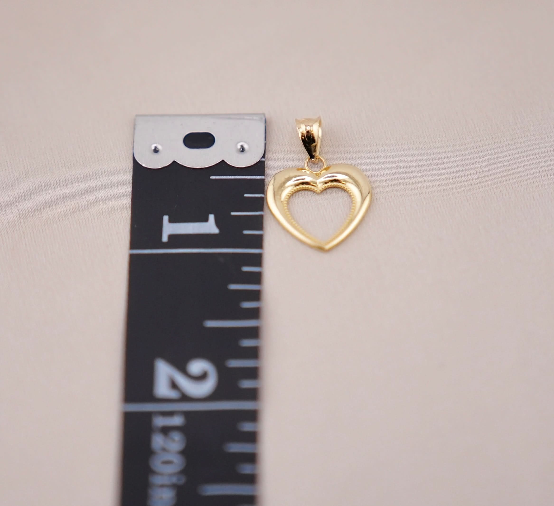 14k Gold Heart Chain Set . 017
