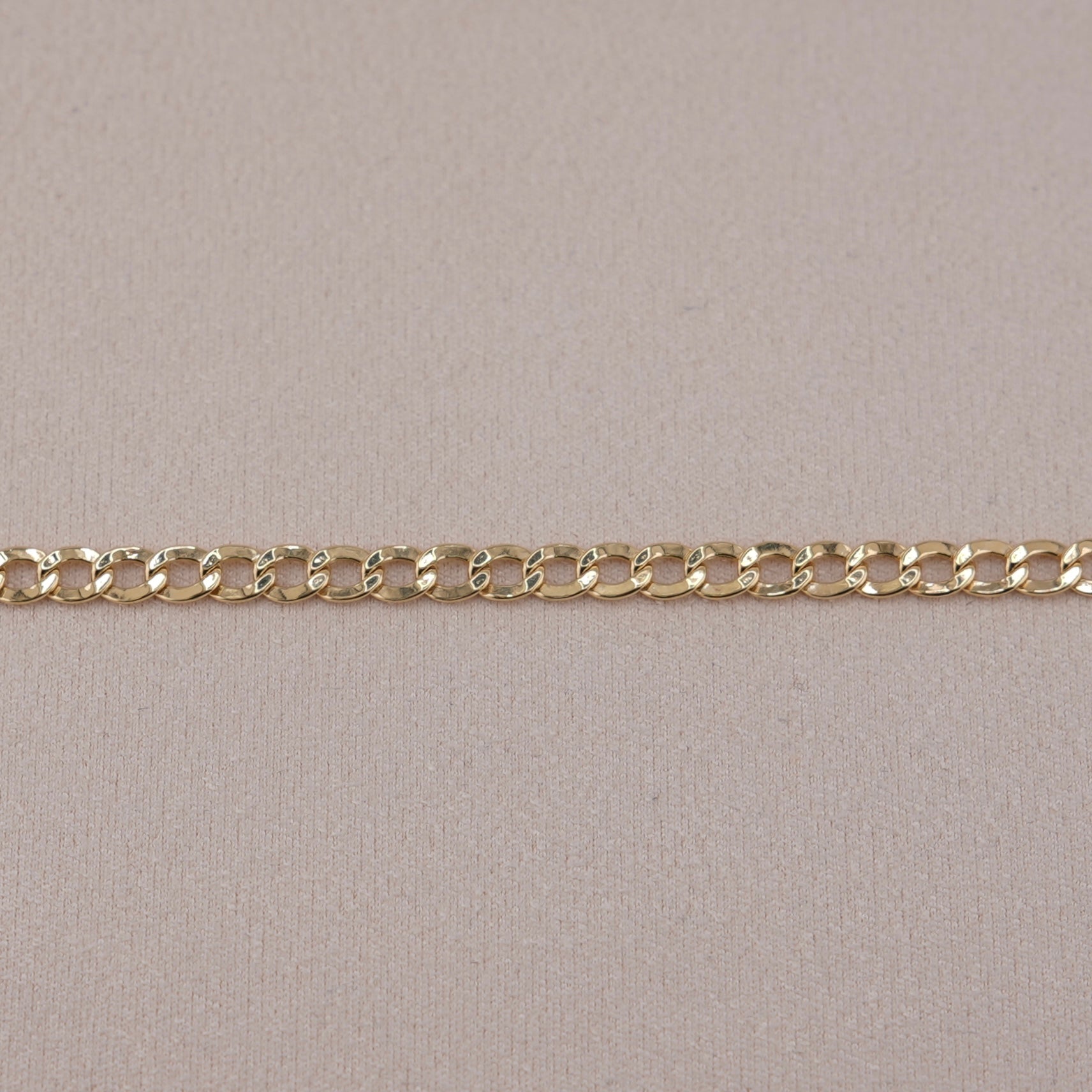 14k Gold Hollow Curb Bracelet 4.5mm
