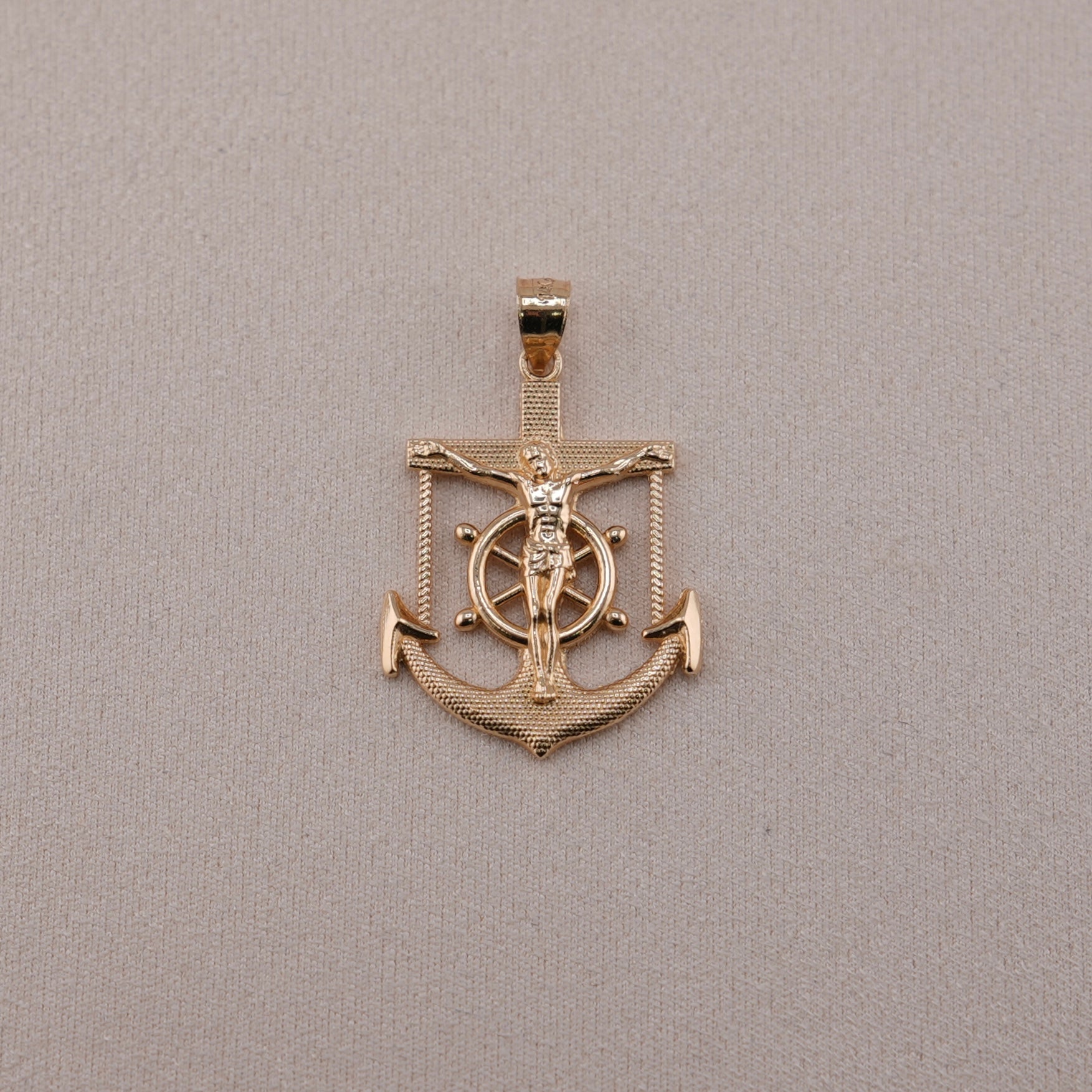 14k Gold Anchor Pendant