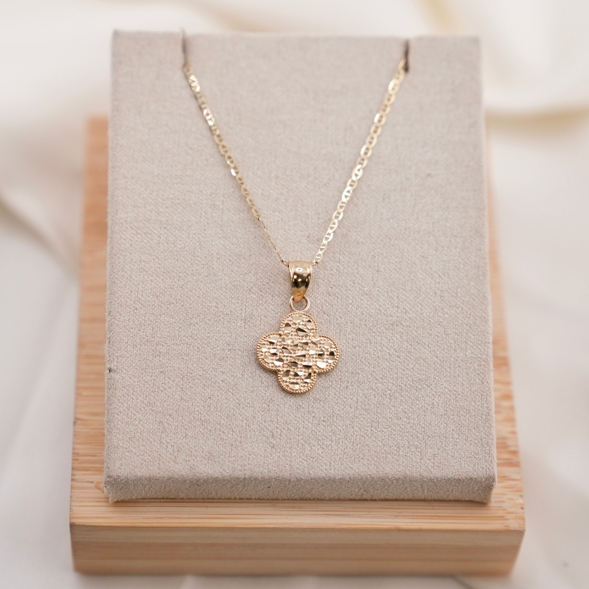 14k Gold Nugget Flower Chain Set