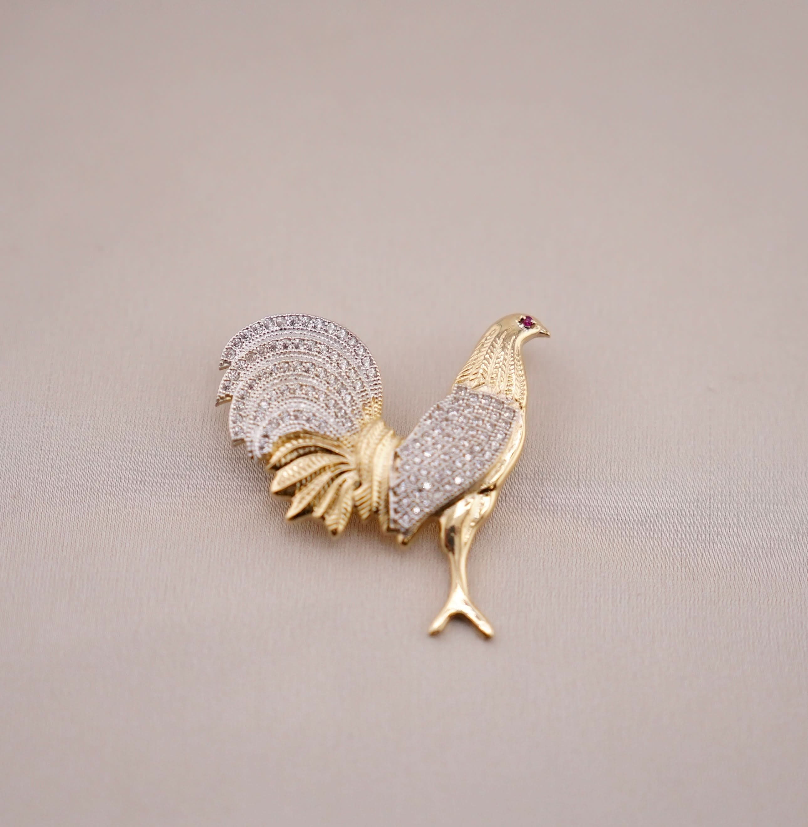 14k Gold Large Gallo Pendant