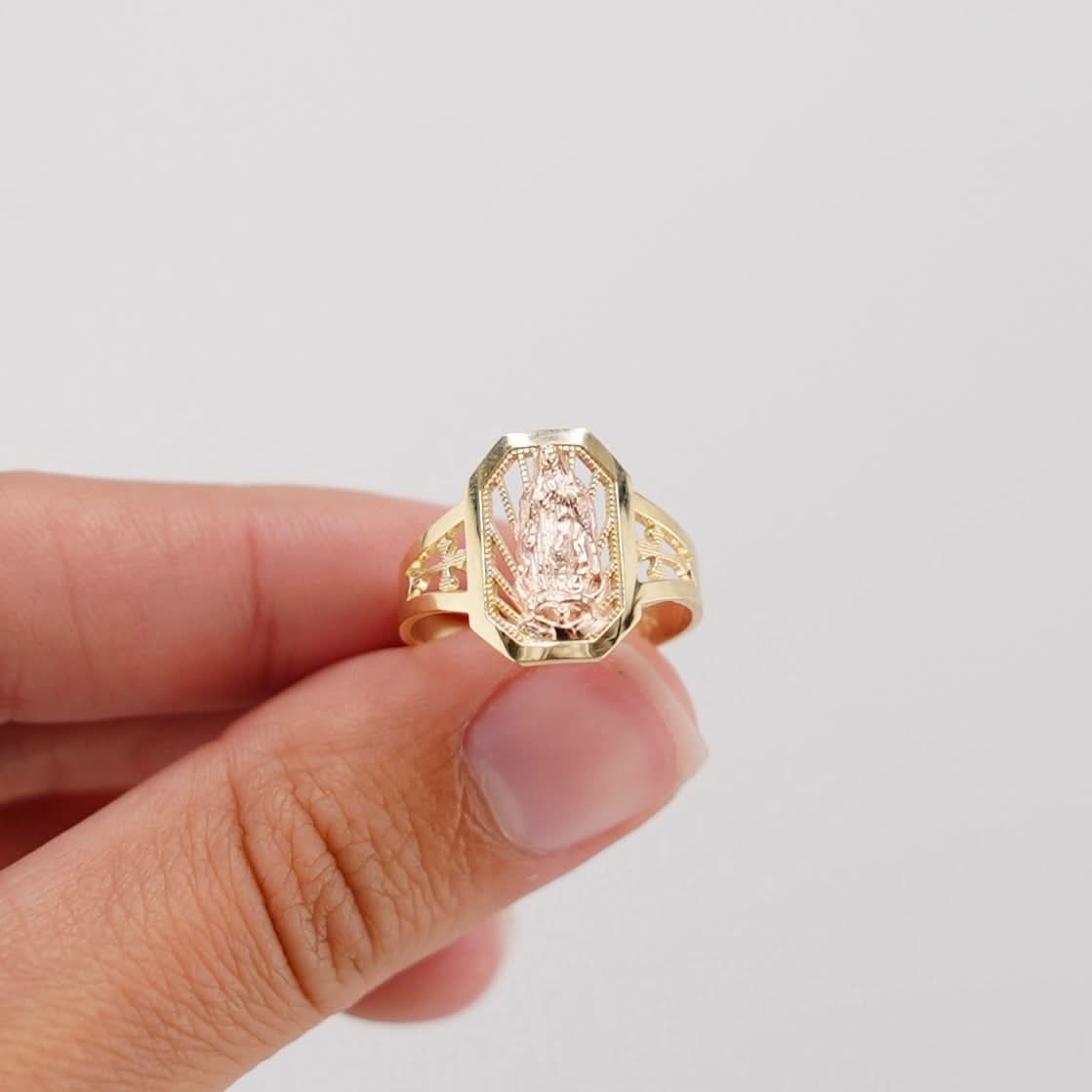14k Gold Virgencita Ring
