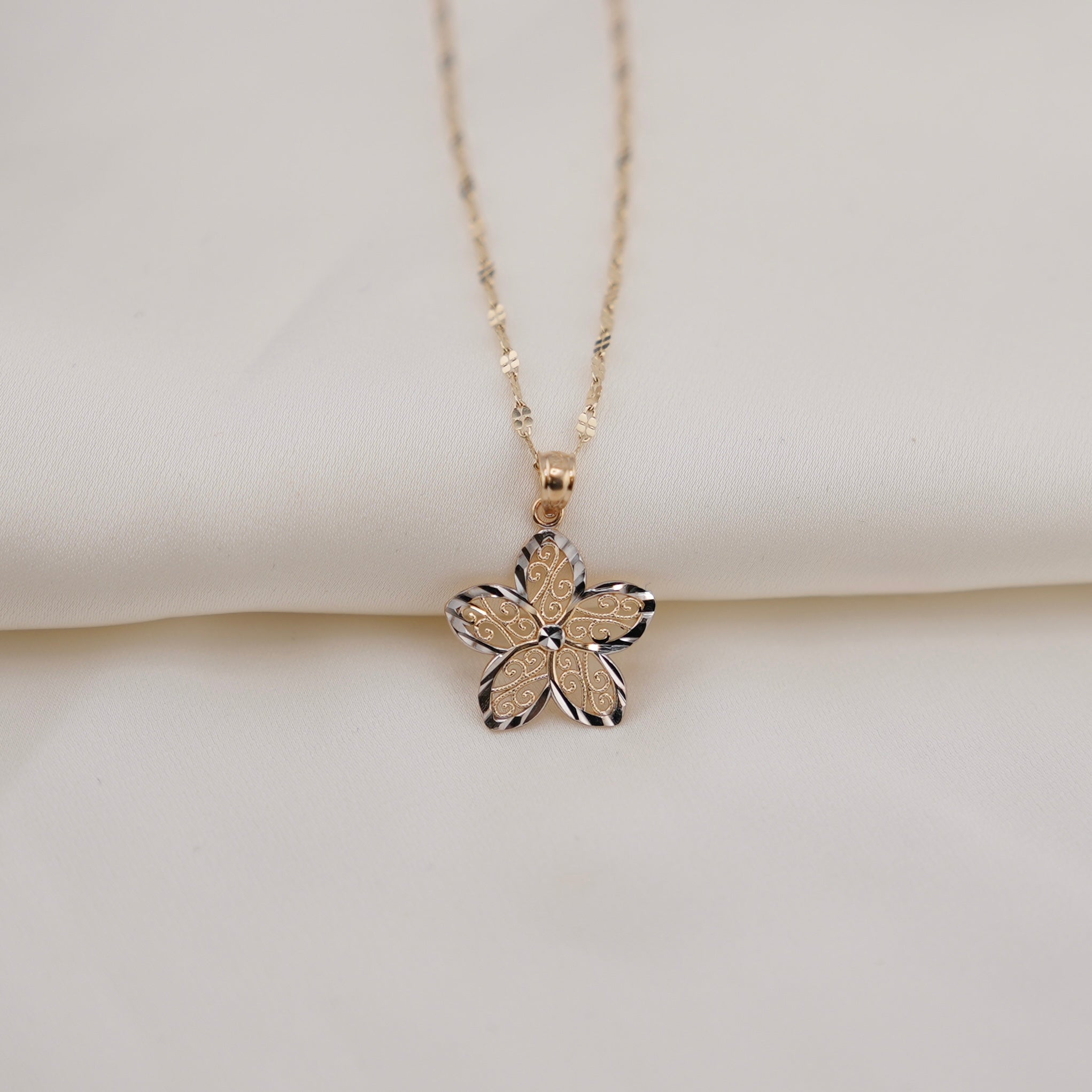 14k Gold Flower Chain Set