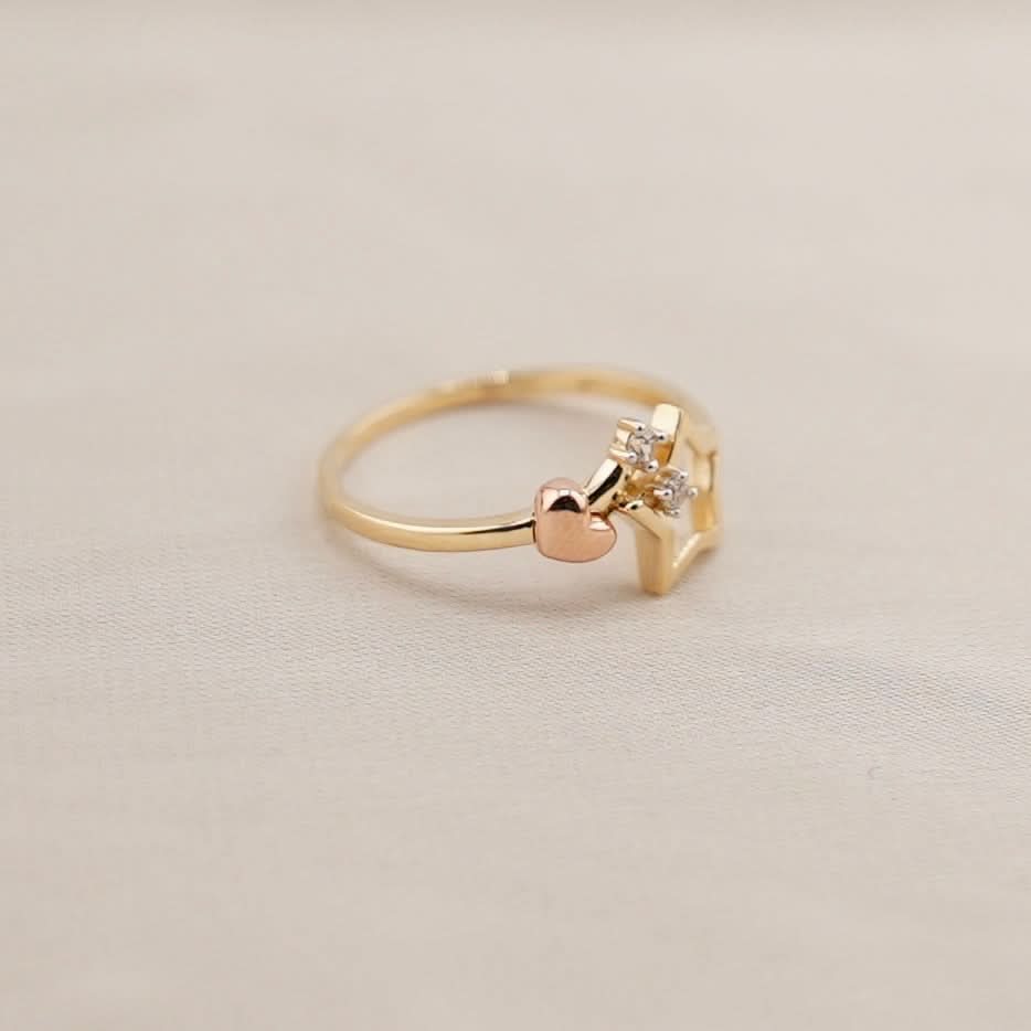 14k Gold Star Ring
