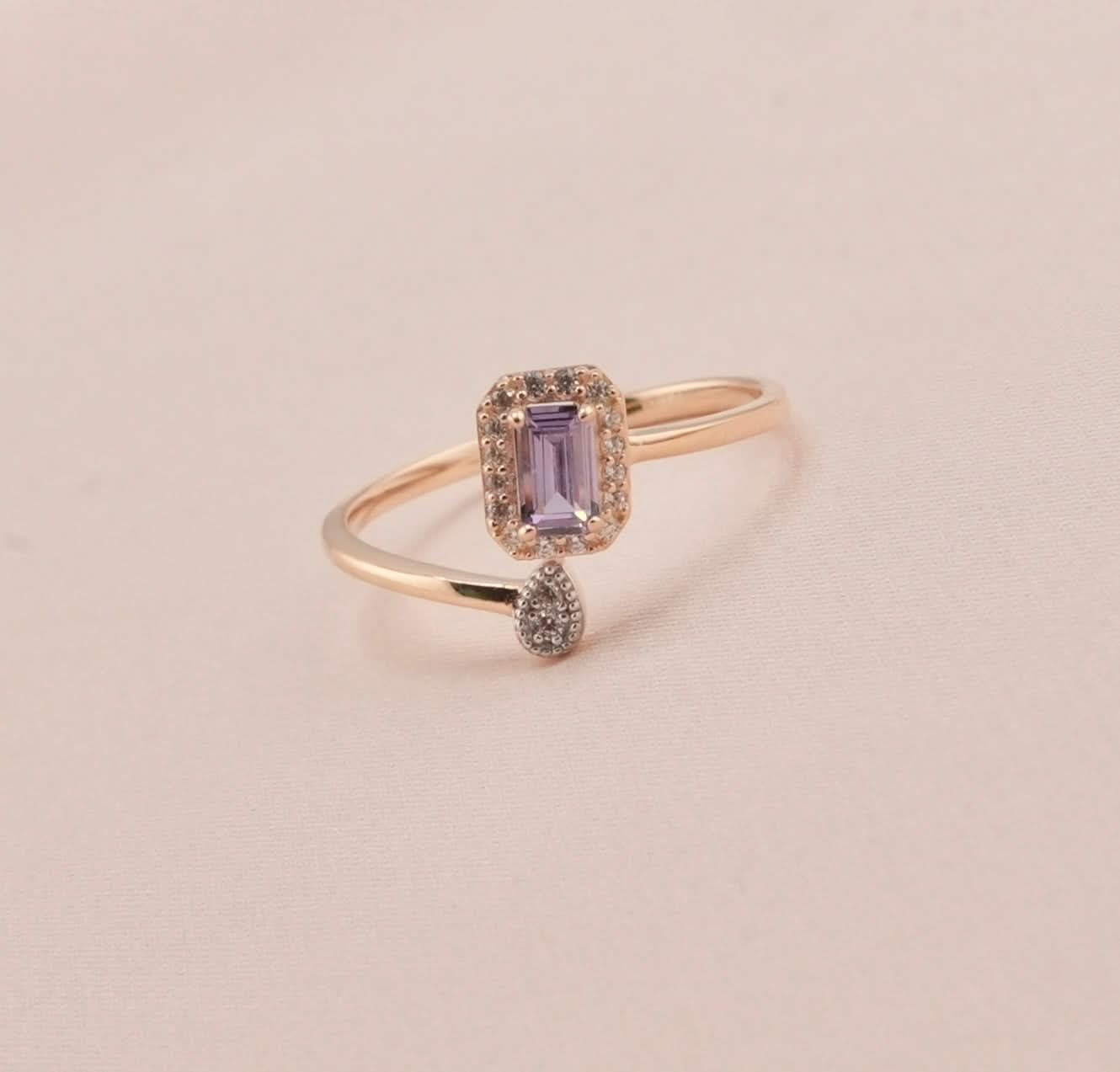 14k Gold Birthstone Ring. 023