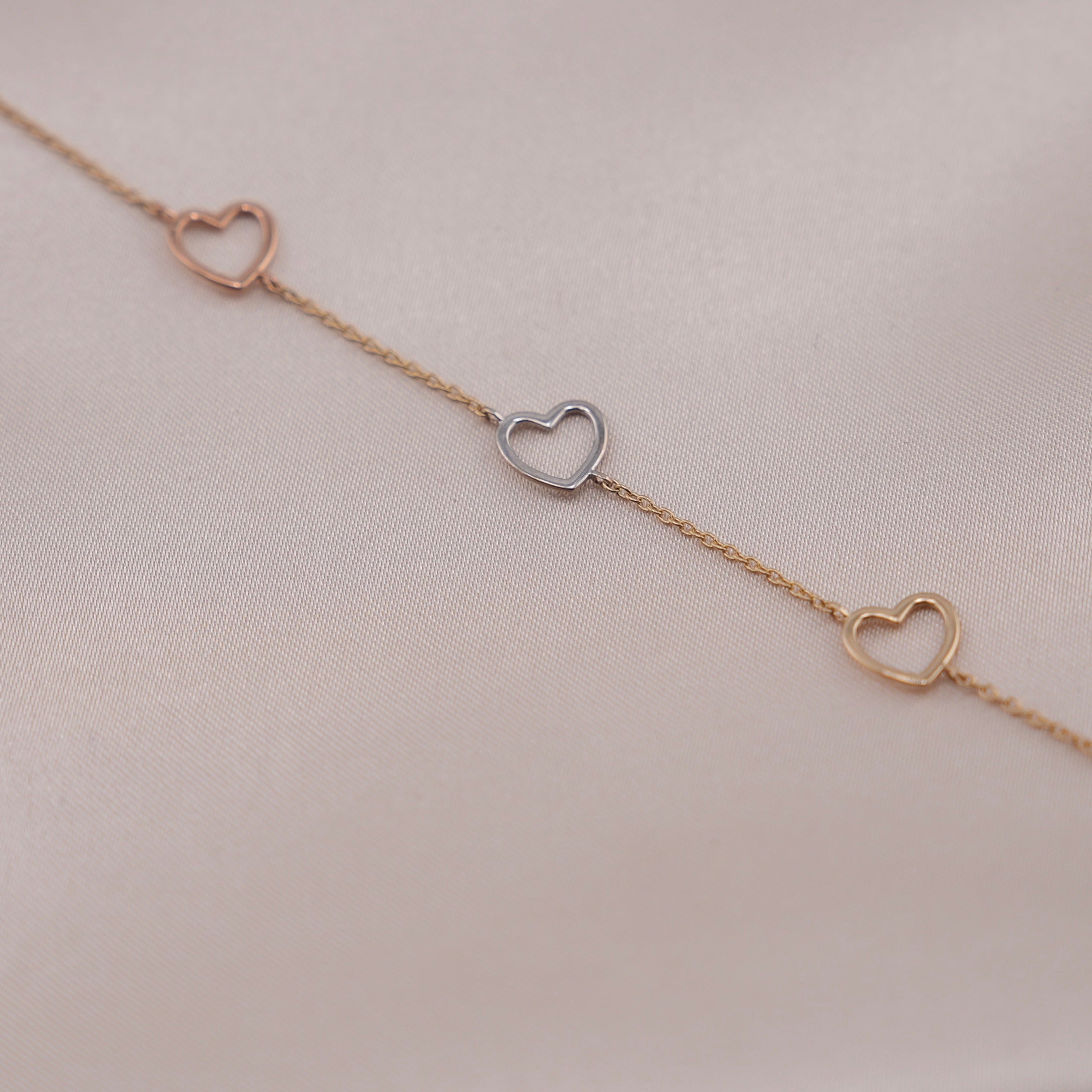 14k Gold Heart Bracelet