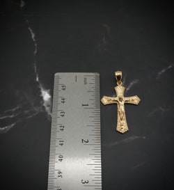 14k Gold Cross Pendant or Chain Set . PT-2182