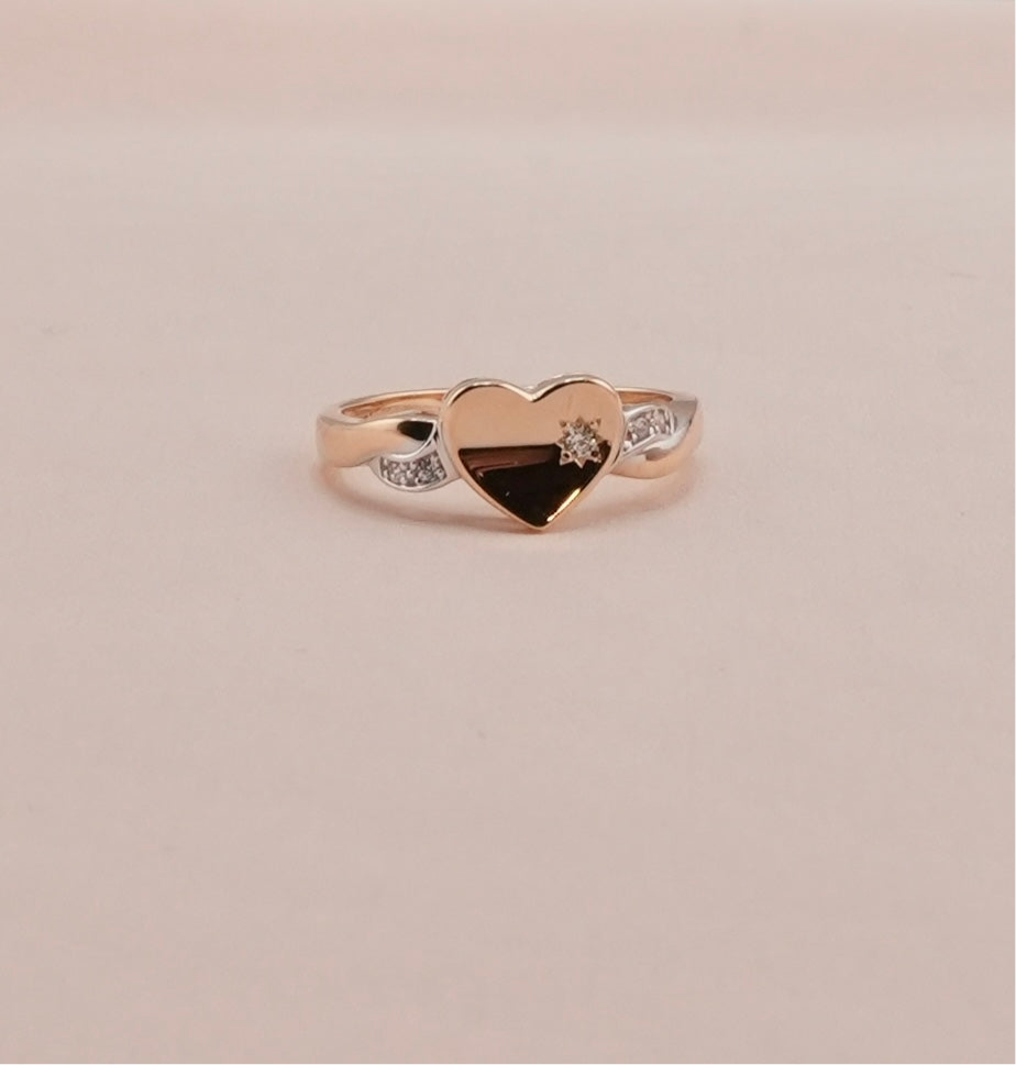 14K Gold Heart Women's Ring . RG-0881