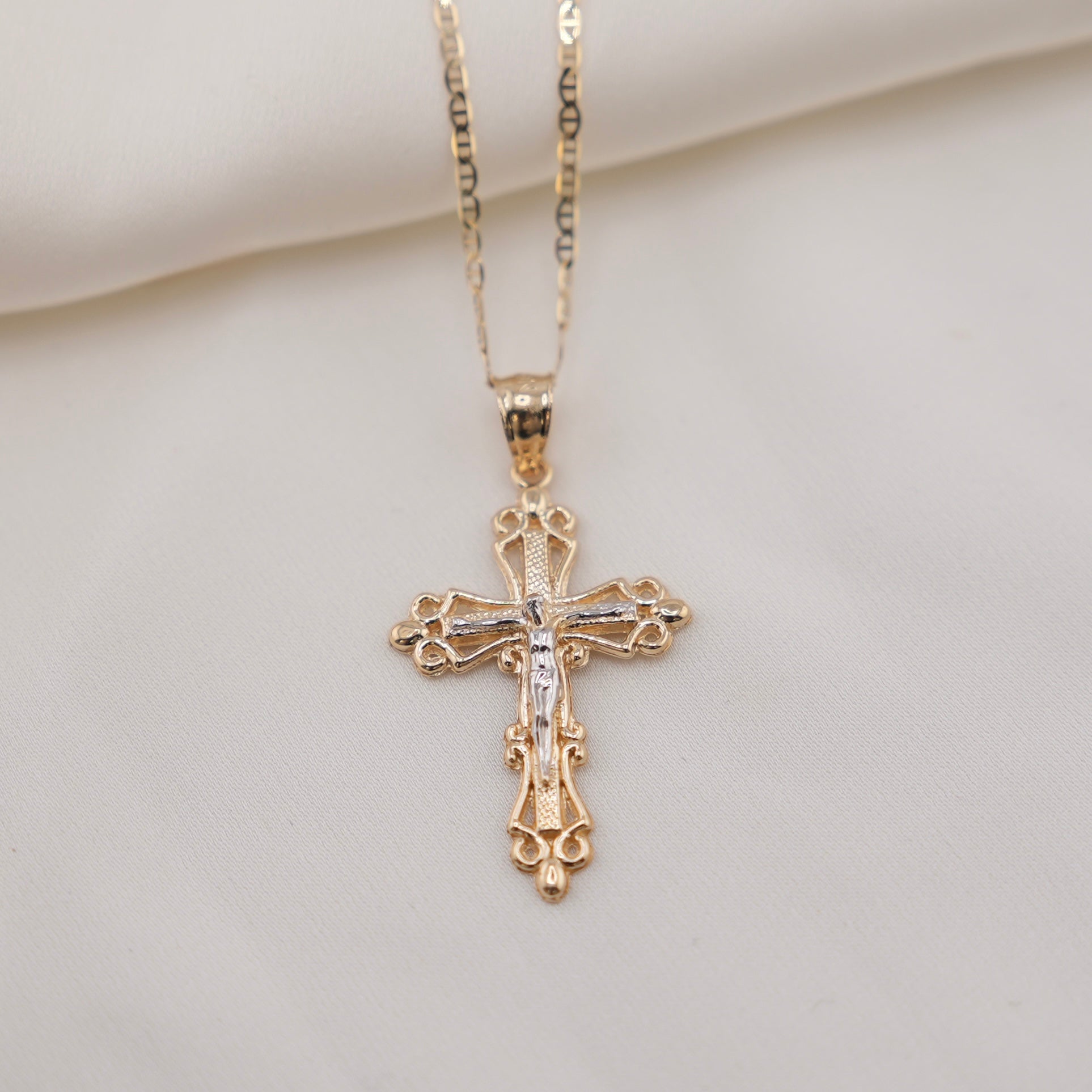14k Gold Cross Chain Set