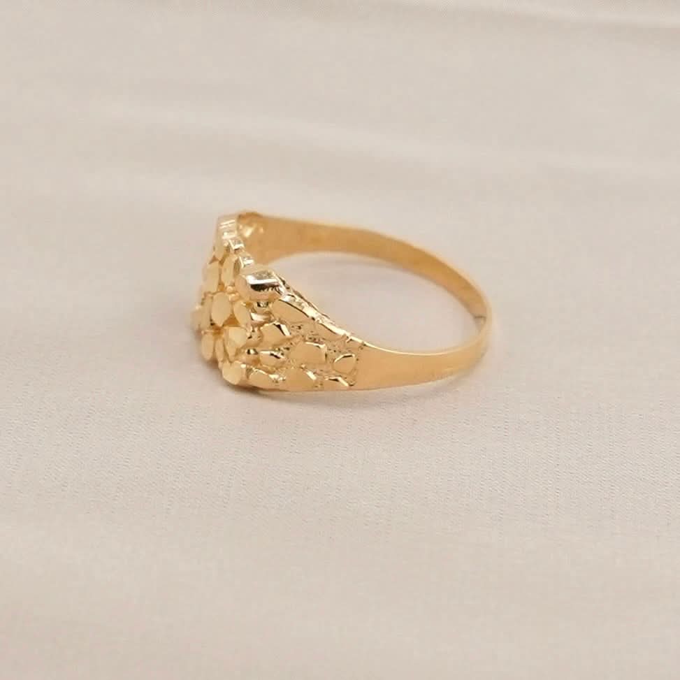 14k Gold Nugget Ring . 078