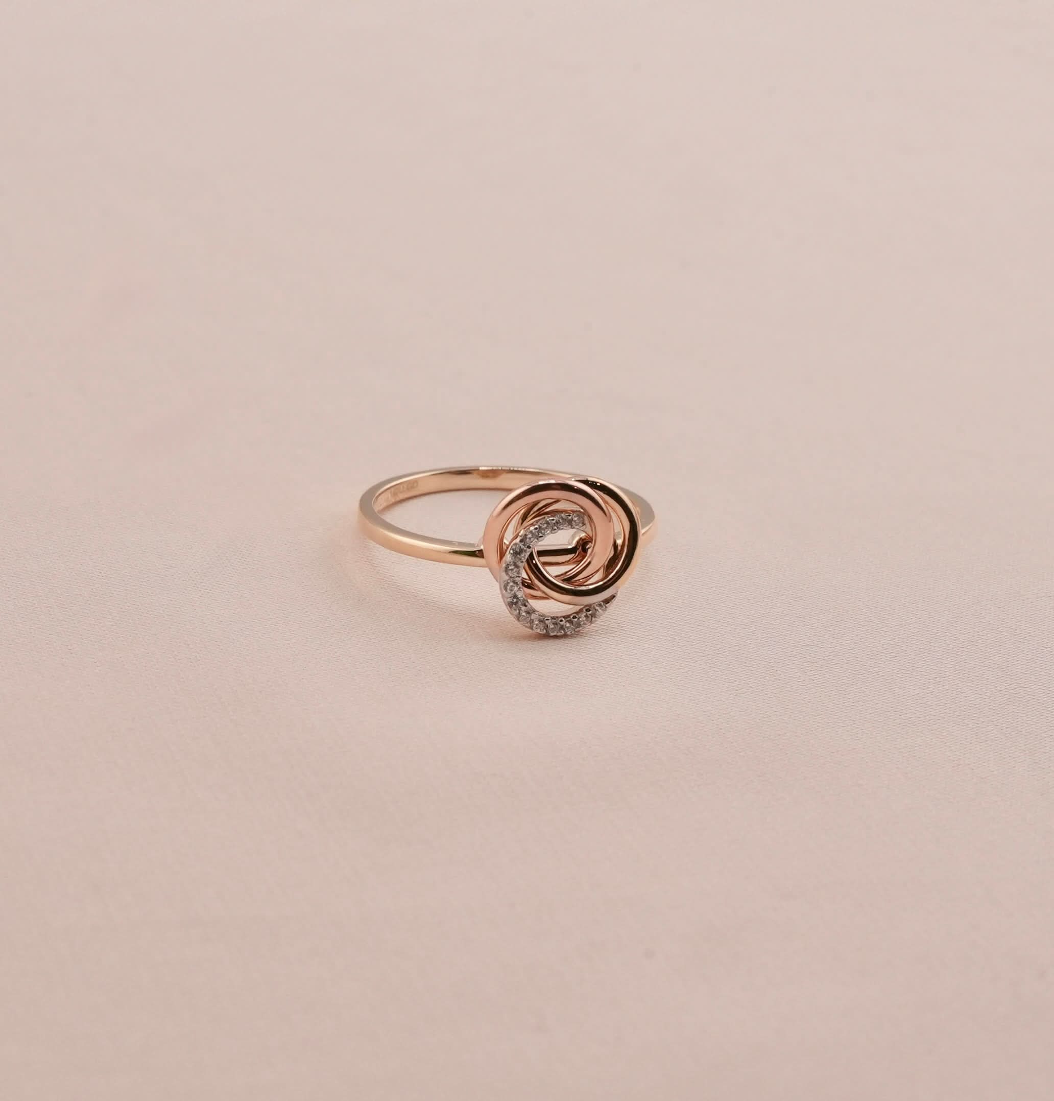 14K Gold Women’s Ring