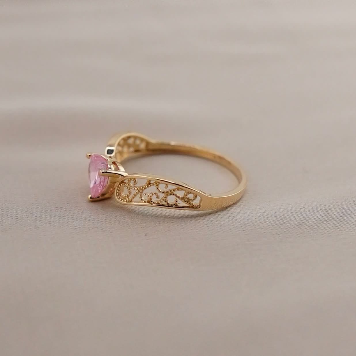 14k Gold Heart Ring
