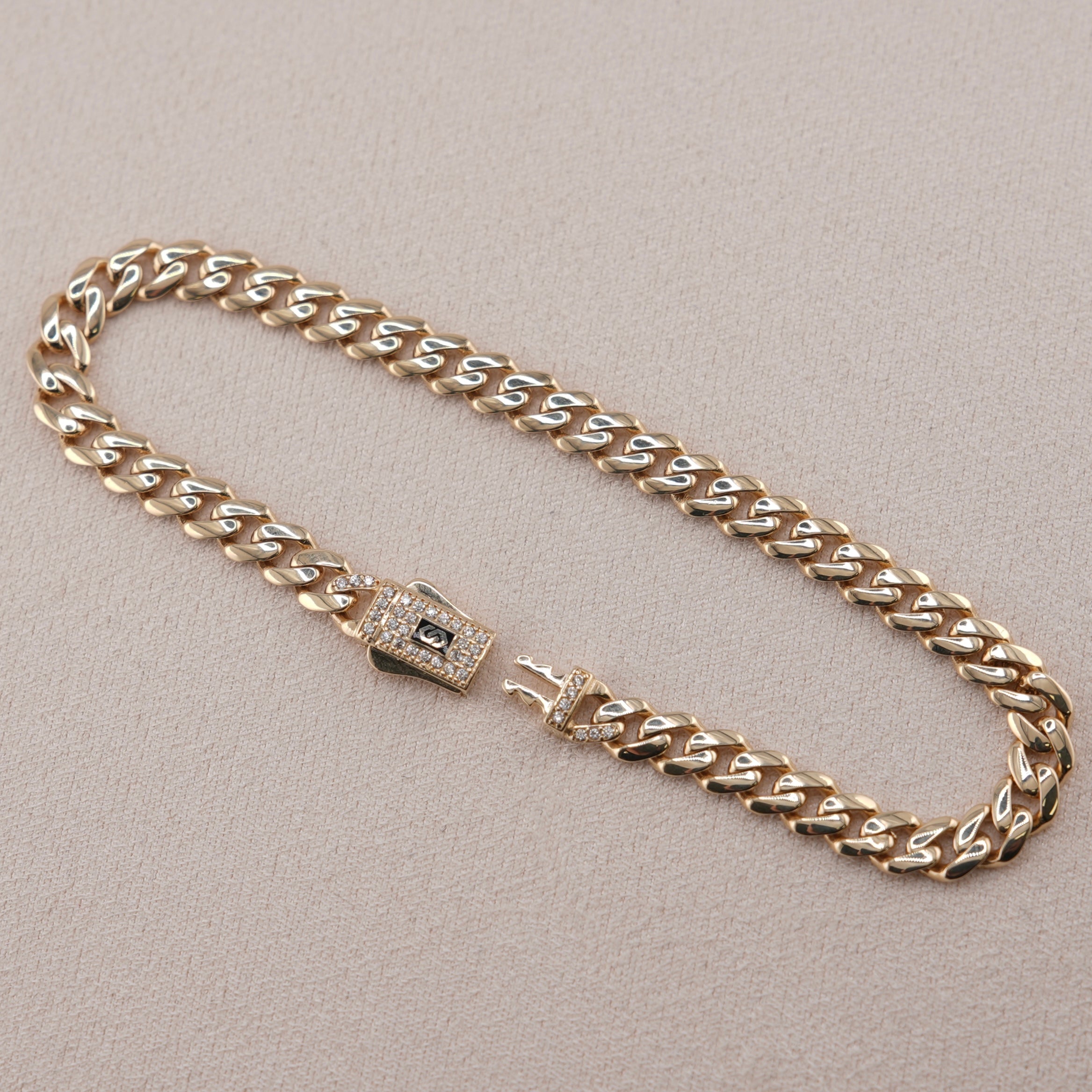14k Gold Hollow Cuban Bracelet 5.8mm