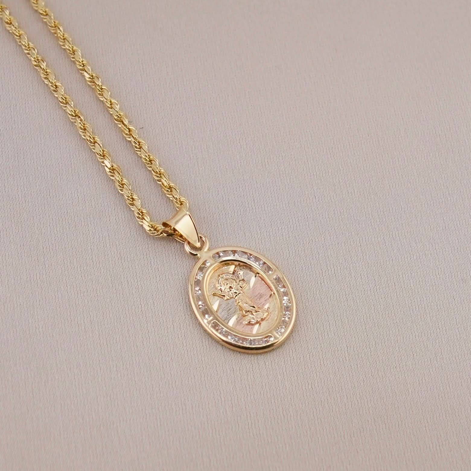 14k Gold Divino Niño Chain Set