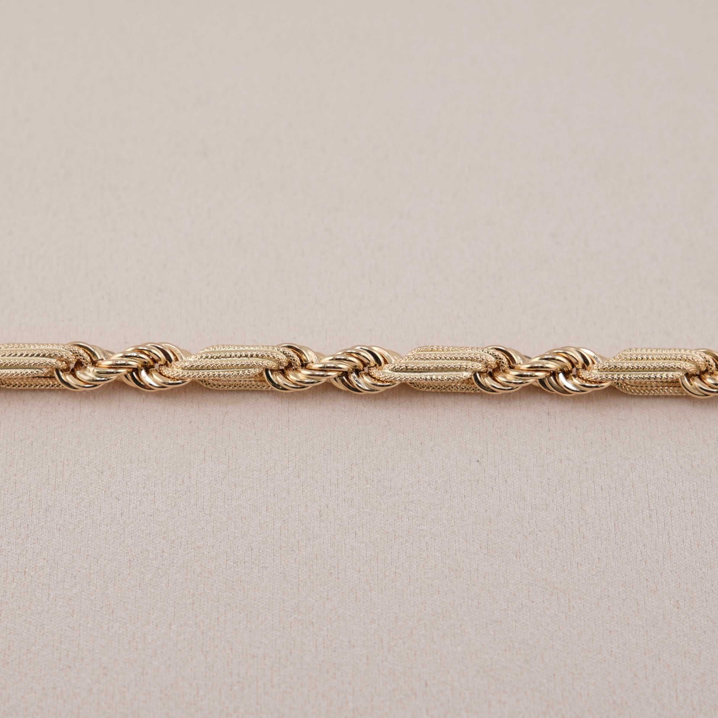 14k Gold Hollow Fancy Milano Bracelet 7.2mm