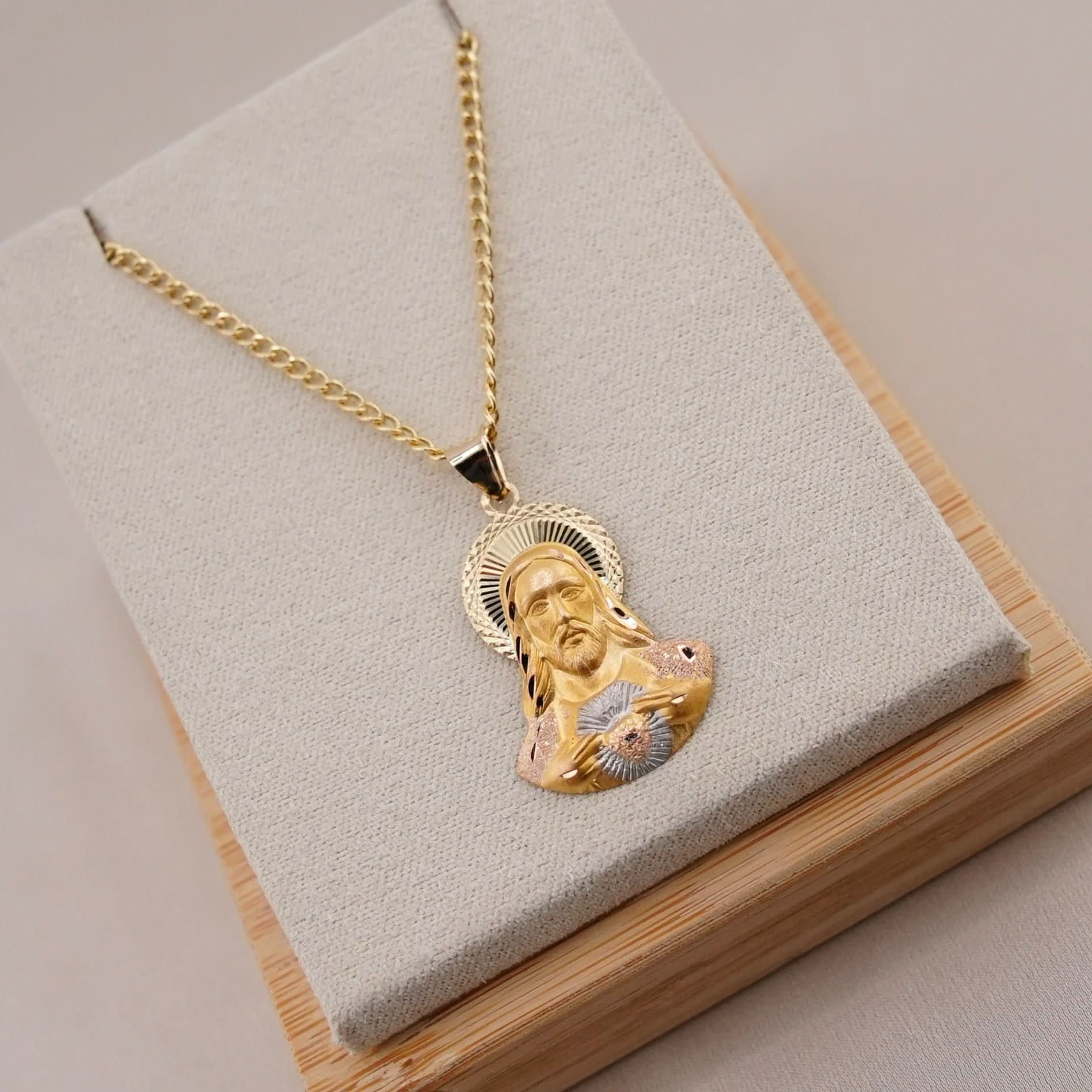 14k Gold Small Jesus Chain Set