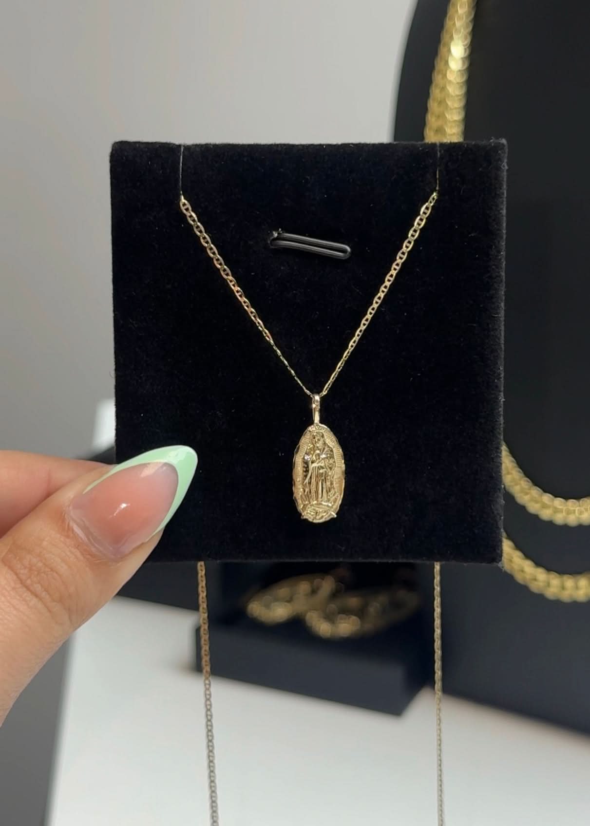14k Gold Virgencita Chain Set . 084