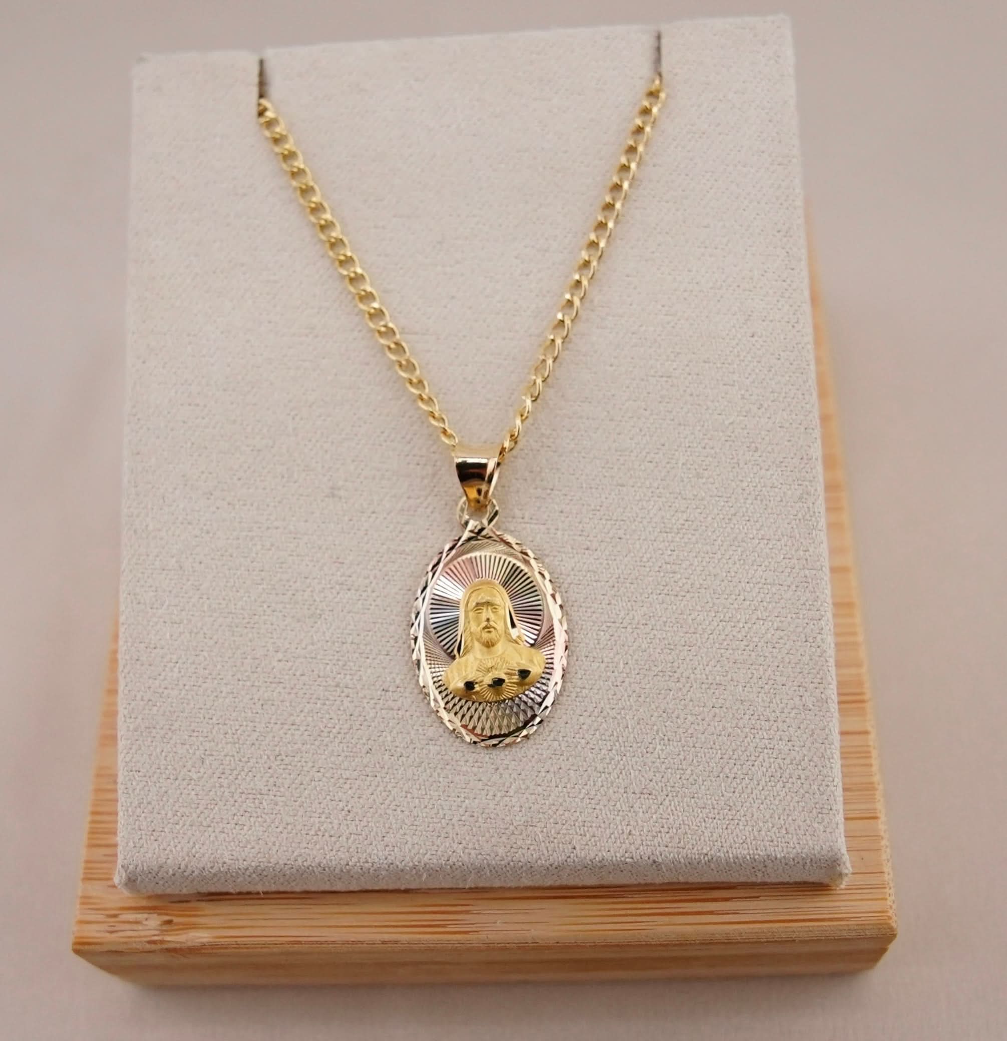 14k Gold Jesus Chain Set