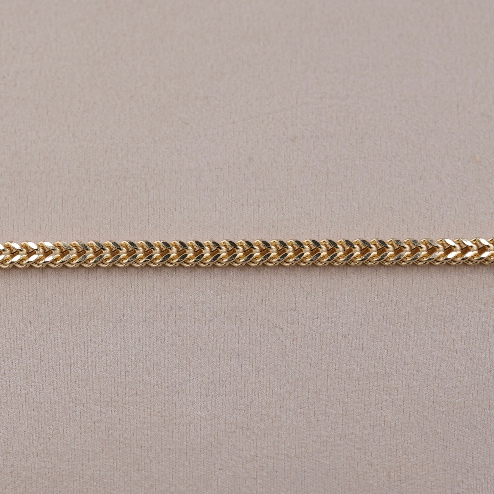 14k Gond Hollow Franco Bracelet 4.5mm