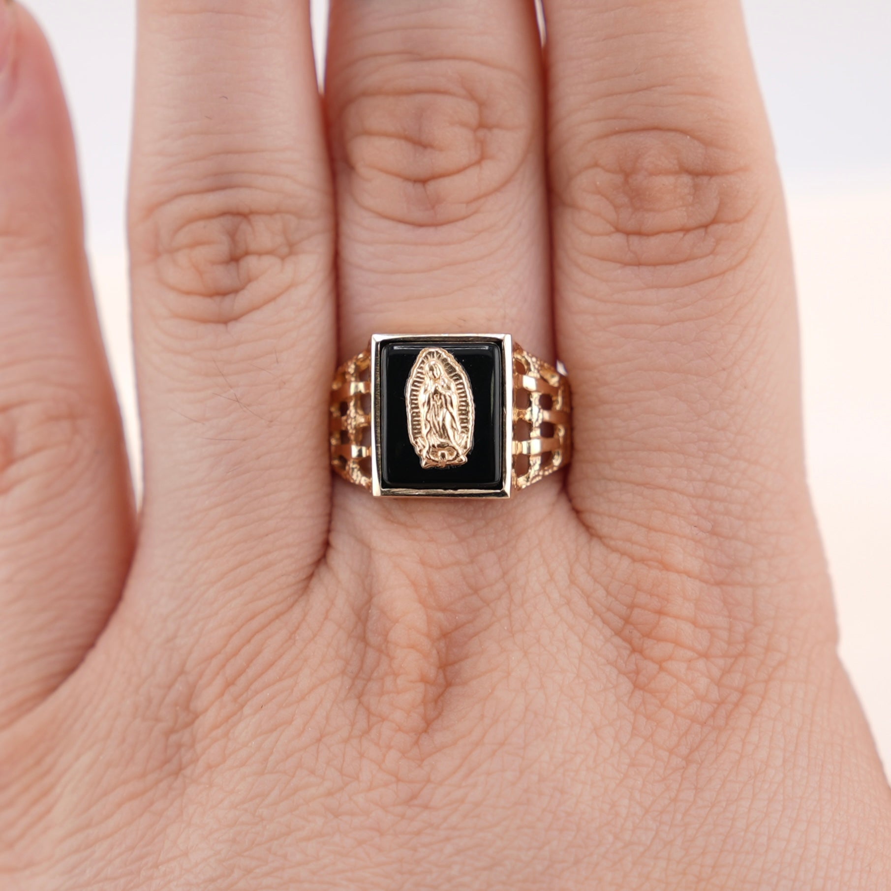 14k Gold Virgencita Ring