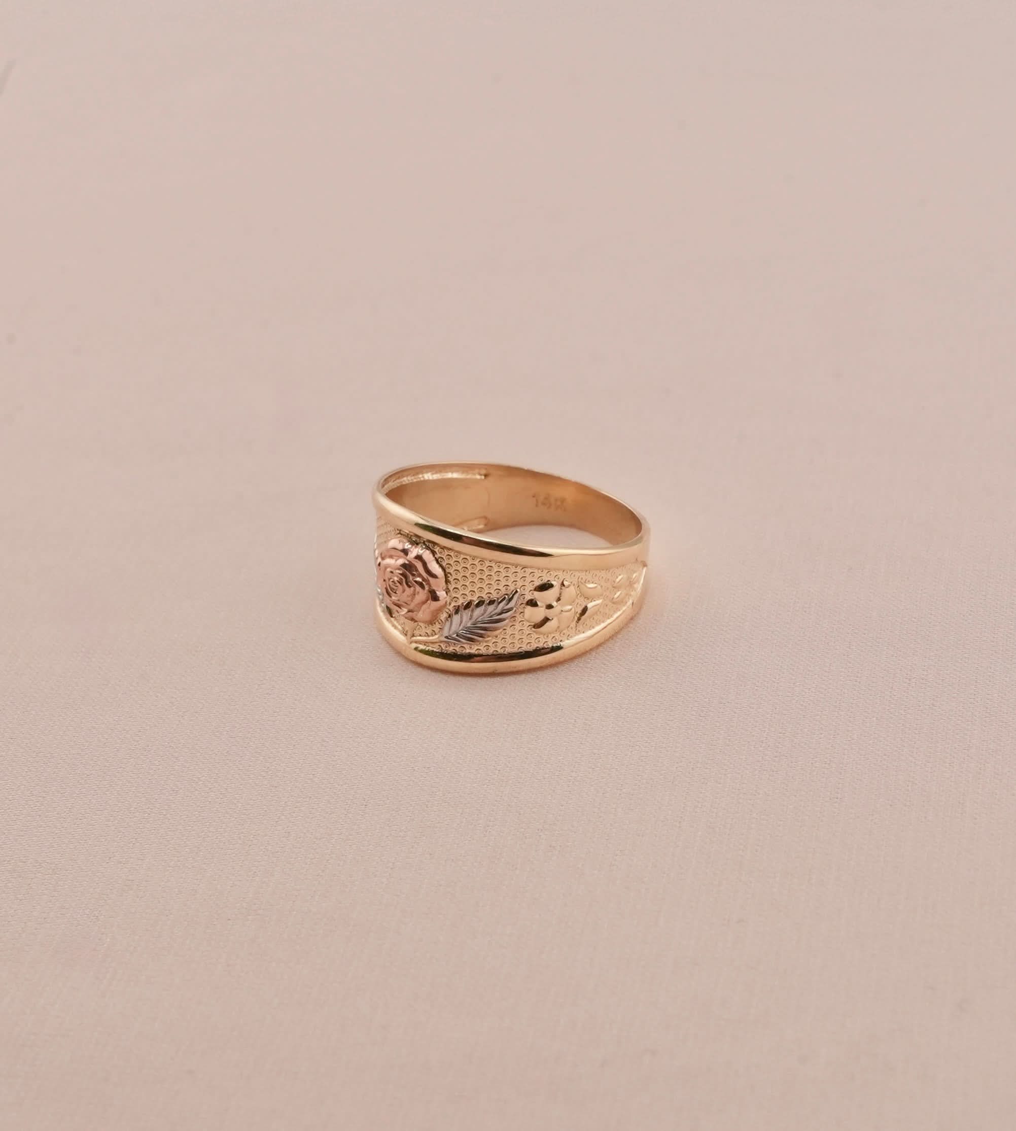 14K Gold Rose Women’s Ring . RG-2036