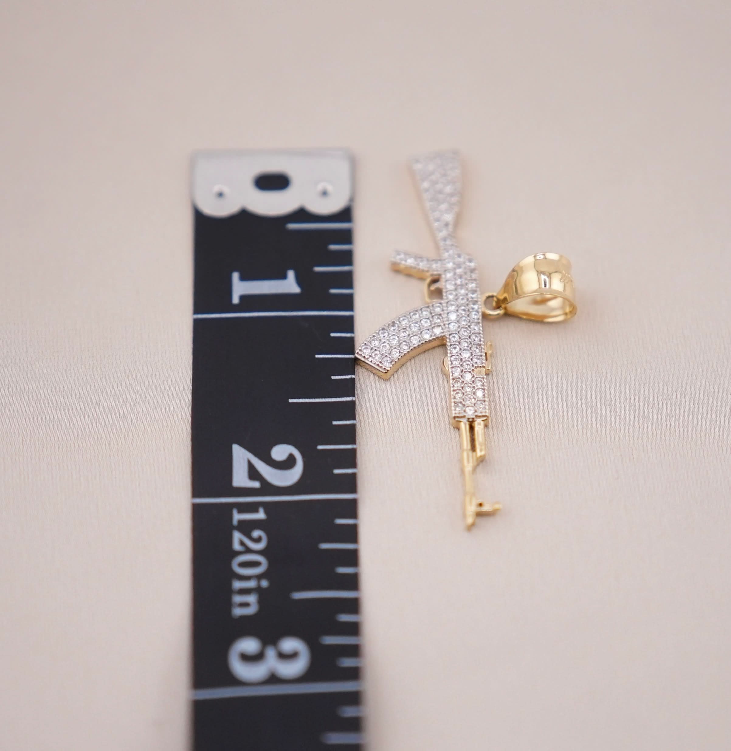 14k Gold Medium Gun Chain Set