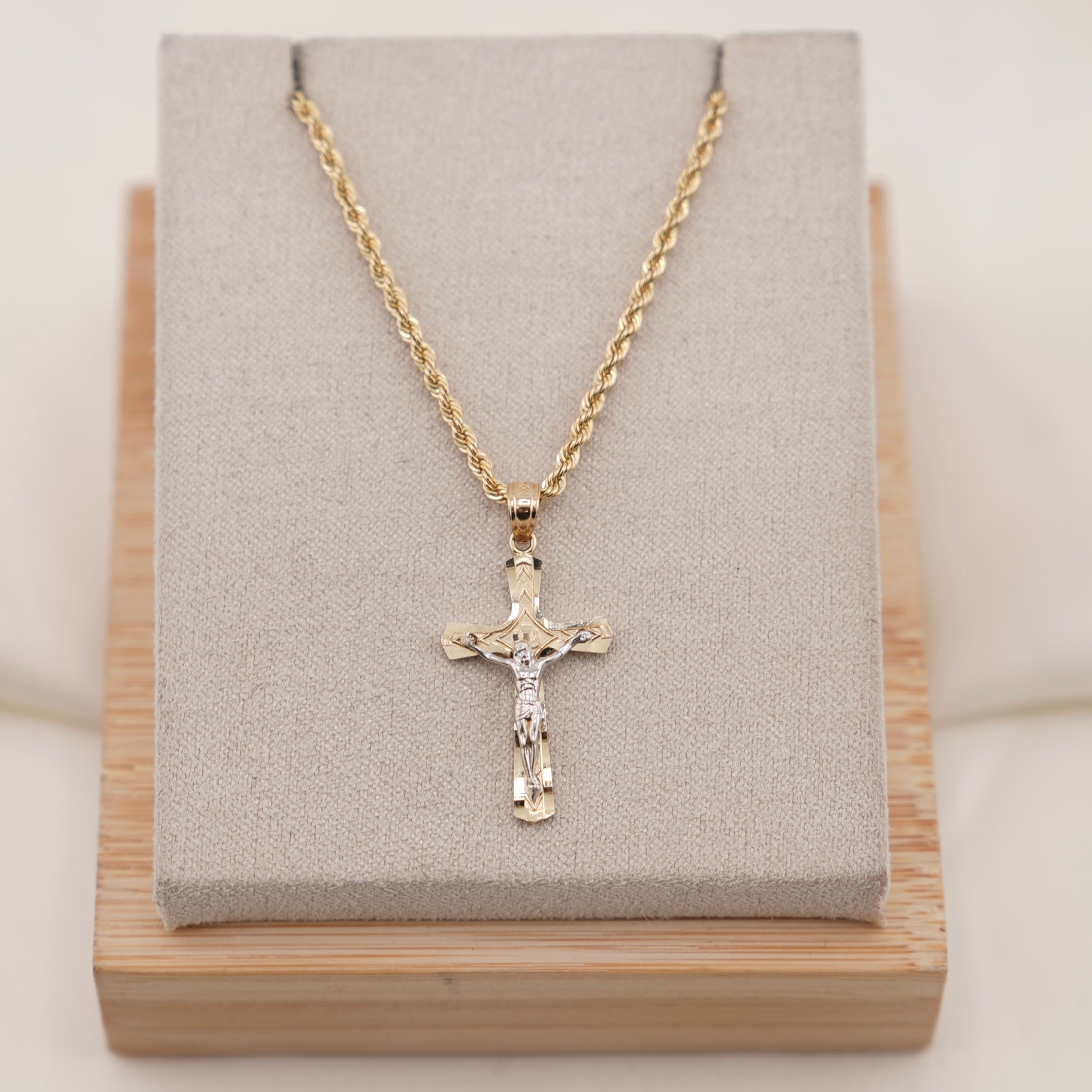 14k Gold Cross Chain Set